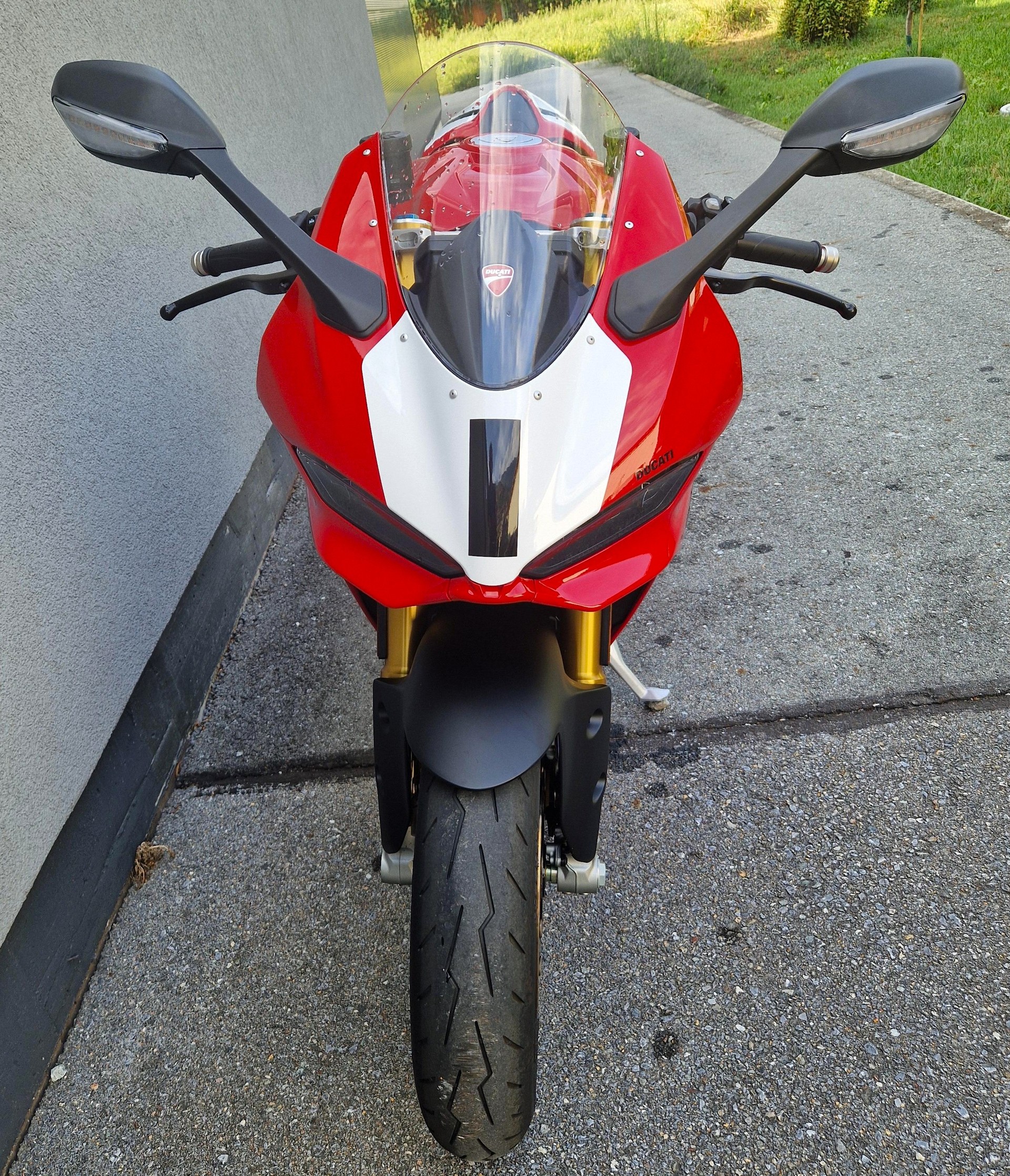 DUCATI Panigale V2s-image-6