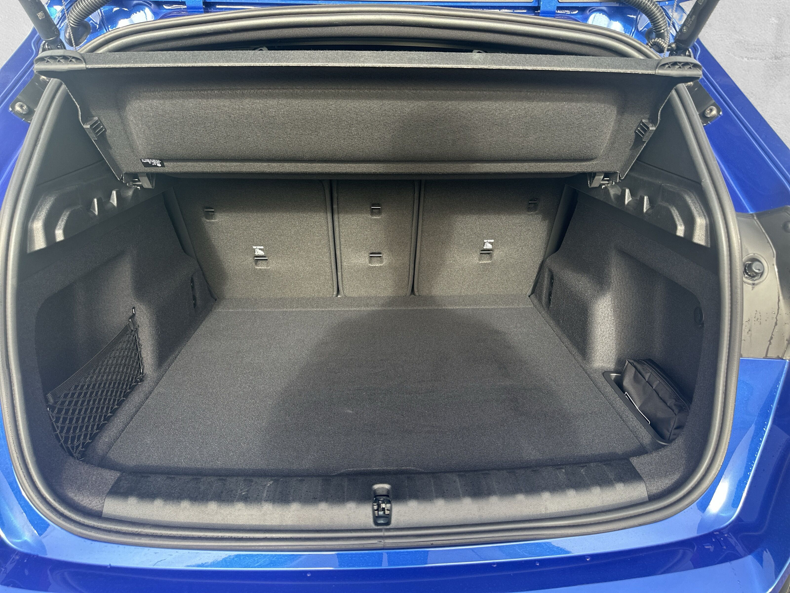 BMW X1 xDrive 23i 48V M Sport-image-9