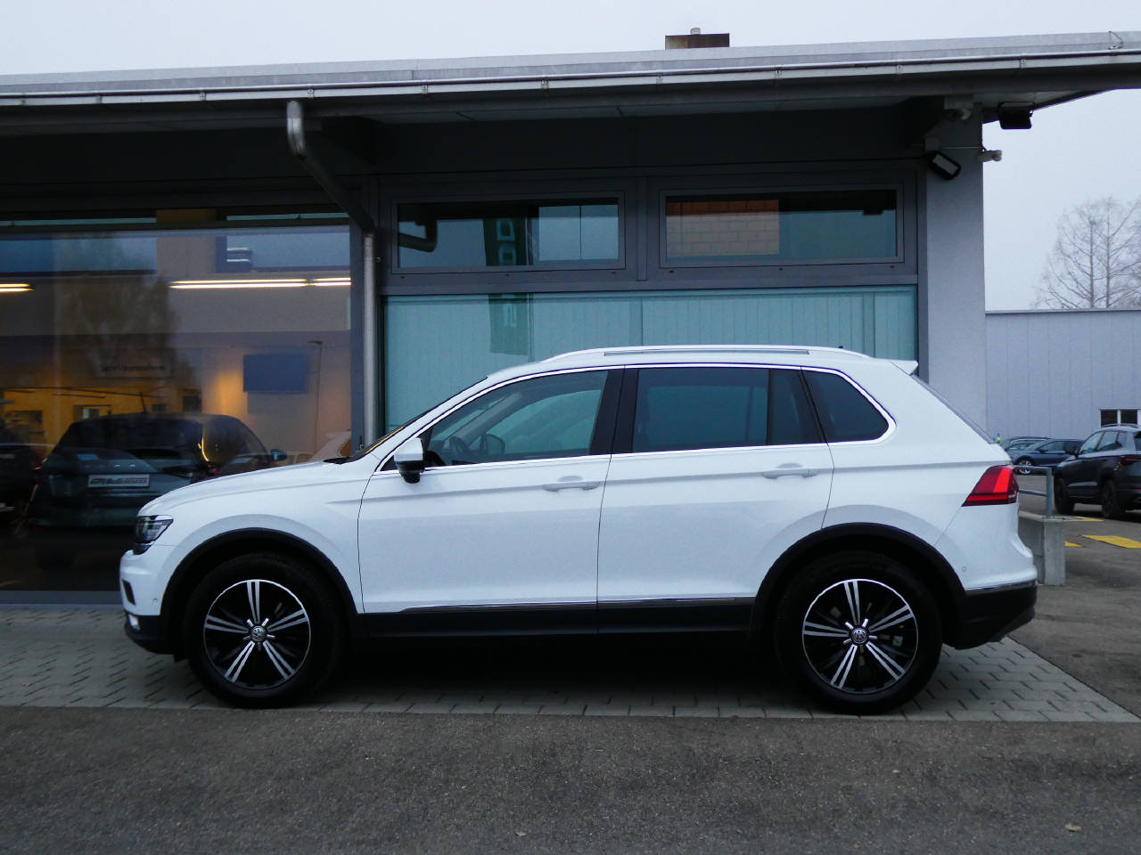 VW Tiguan 2.0 TDI SCR Highline DSG-image-7