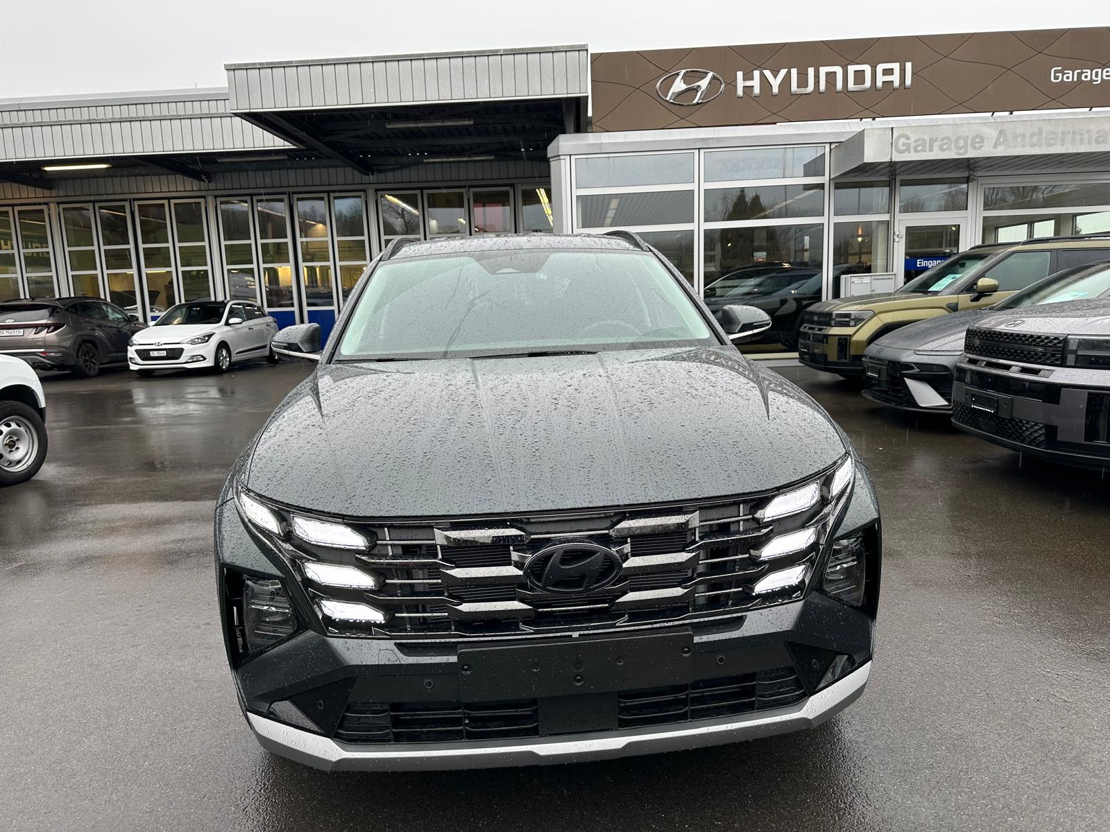 HYUNDAI Tucson 1.6 TGDI HEV Amplia 4WD MT-image-1