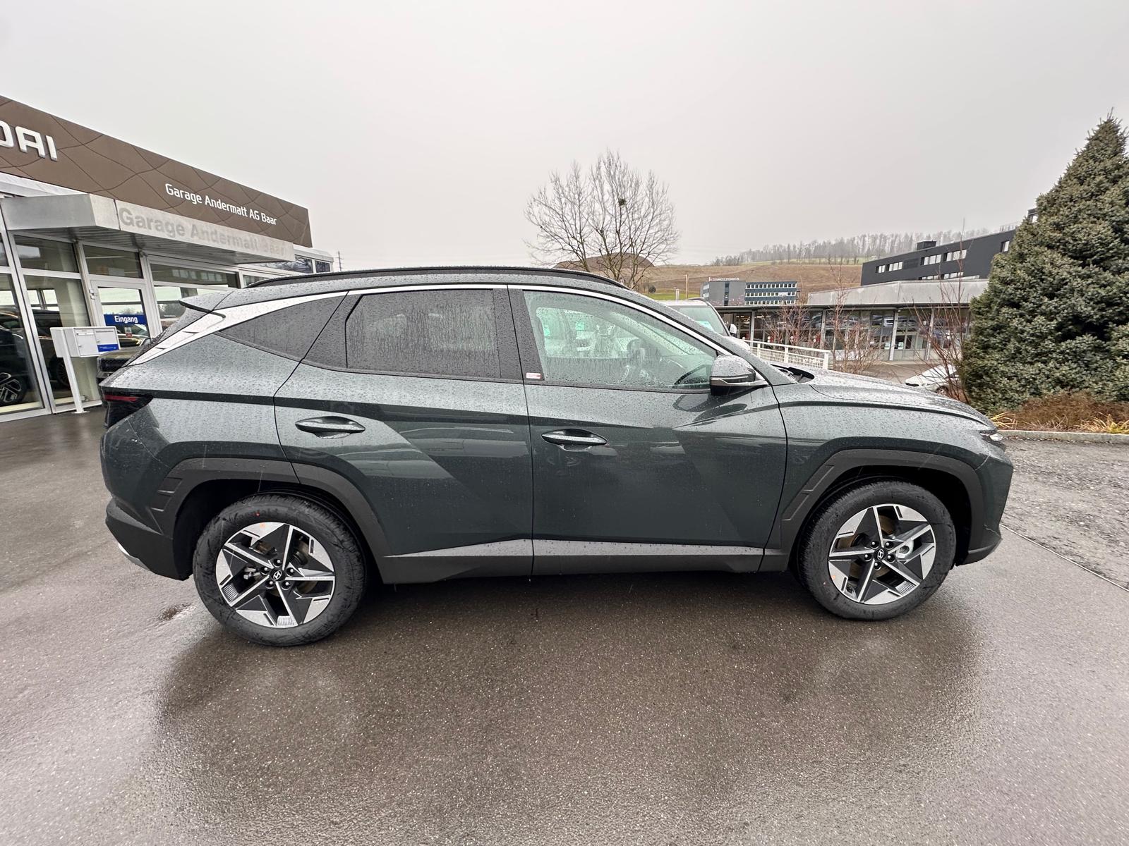 HYUNDAI Tucson 1.6 TGDI HEV Amplia 4WD MT-image-8