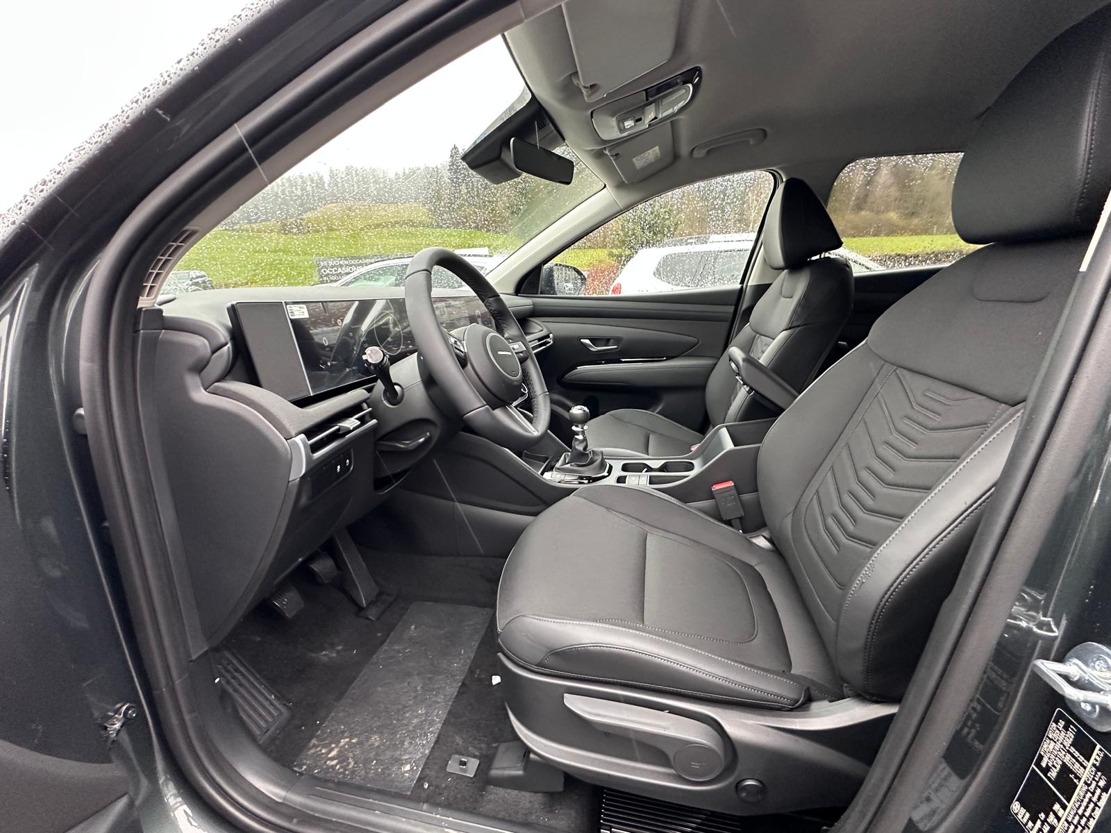 HYUNDAI Tucson 1.6 TGDI HEV Amplia 4WD MT-image-9