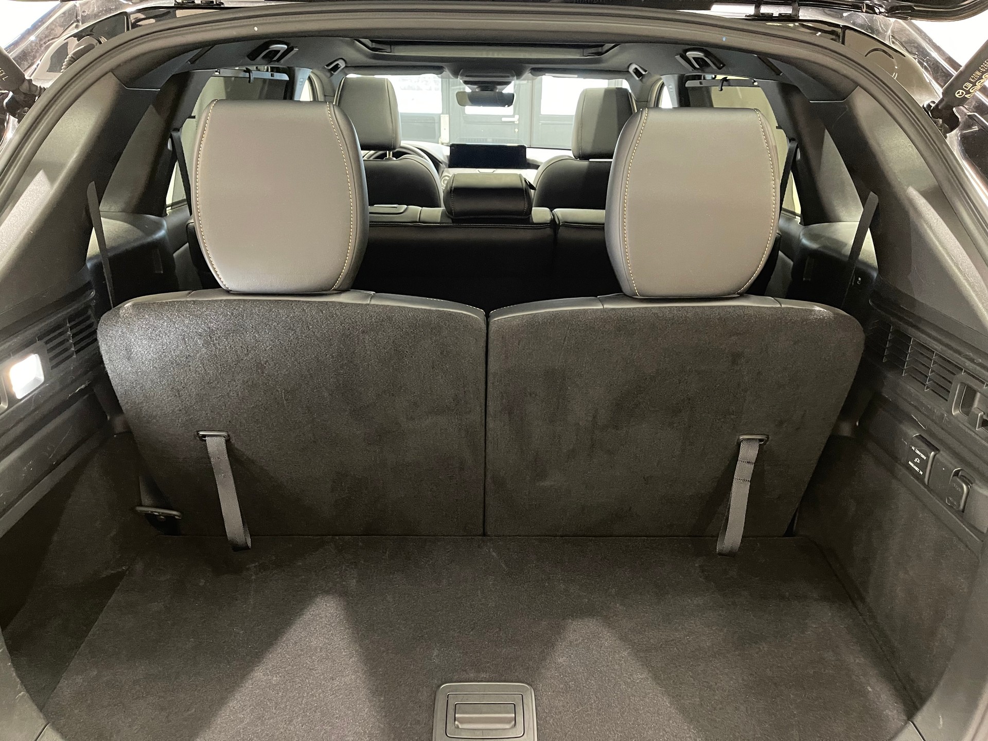 MAZDA CX-80 e-Skyactiv D254 MHEV AWD Homura Plus-image-14