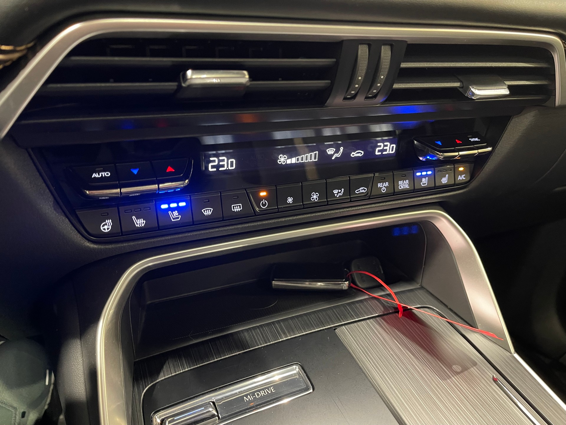 MAZDA CX-80 e-Skyactiv D254 MHEV AWD Homura Plus-image-24