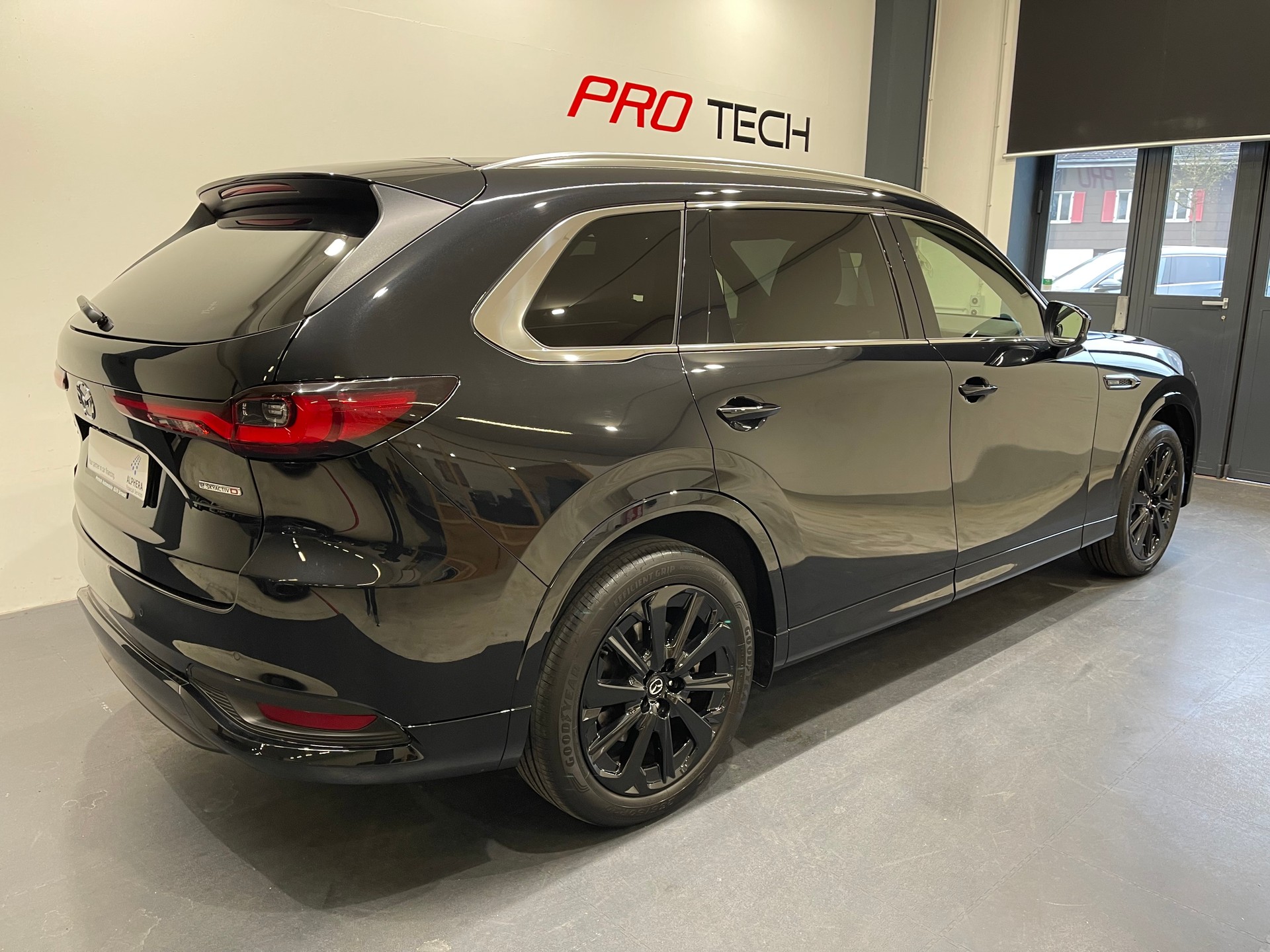 MAZDA CX-80 e-Skyactiv D254 MHEV AWD Homura Plus-image-5