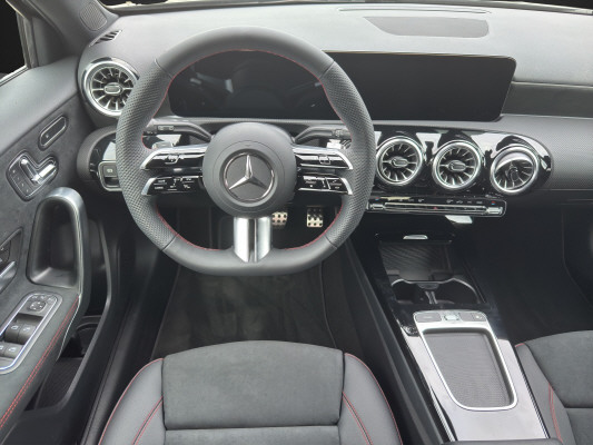 MERCEDES-BENZ A 250 4Matic 8G-DCT-image-7