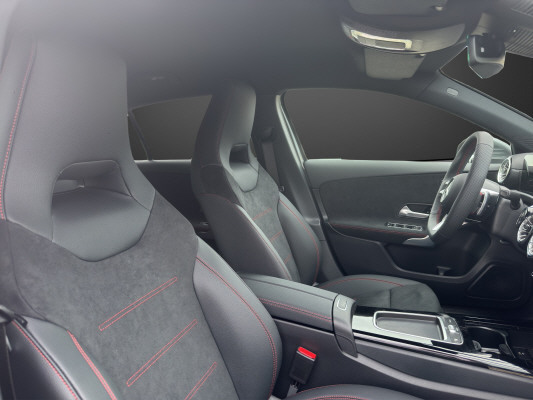 MERCEDES-BENZ A 250 4Matic 8G-DCT-image-11