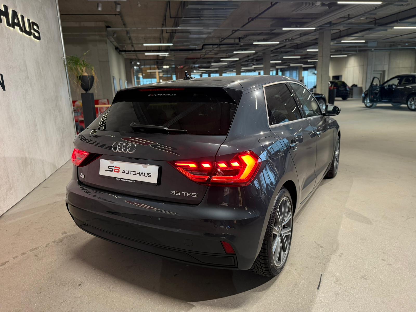 AUDI A1 Sportback 35 TFSI S-tronic-image-9
