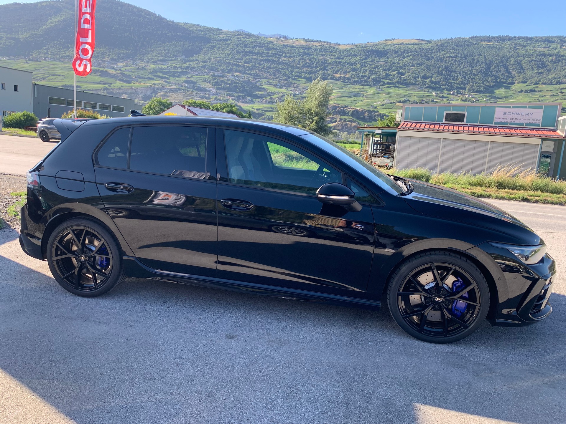 VW Golf 2.0 TSI R DSG 4 Motion-image-9