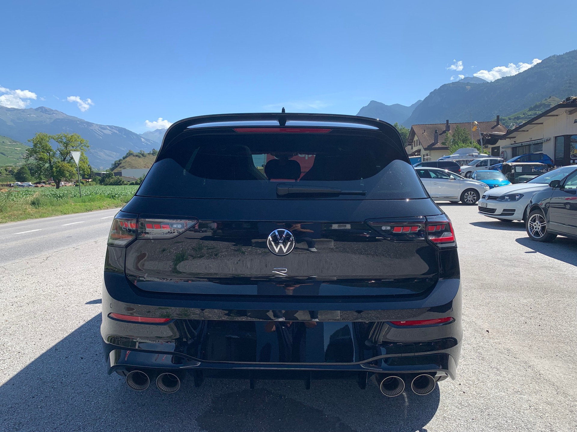 VW Golf 2.0 TSI R DSG 4 Motion-image-7