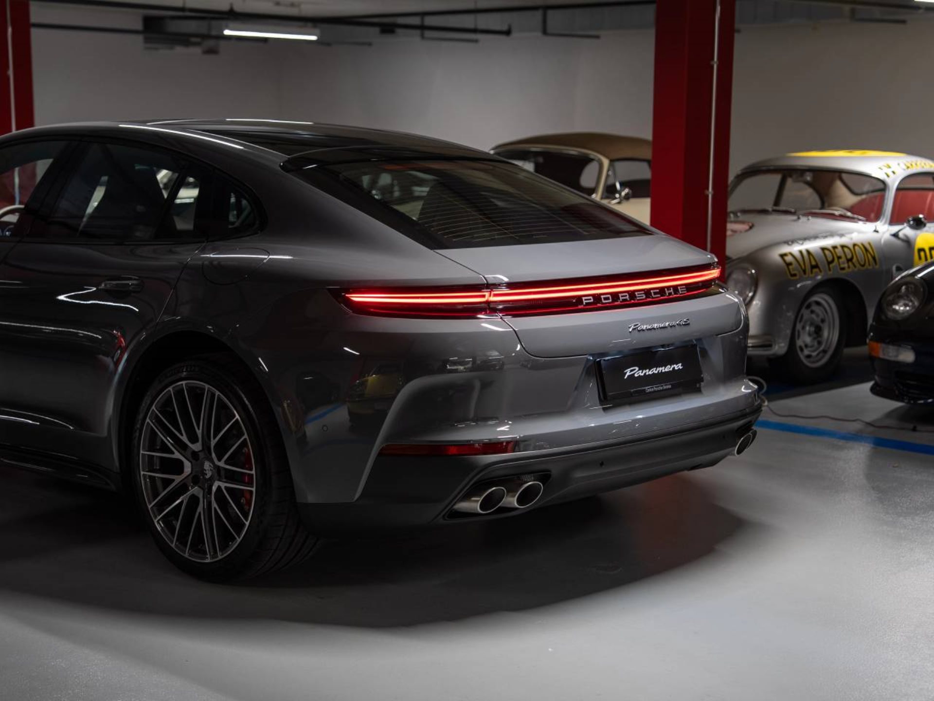 PORSCHE Panamera 4S E-Hybrid-image-22