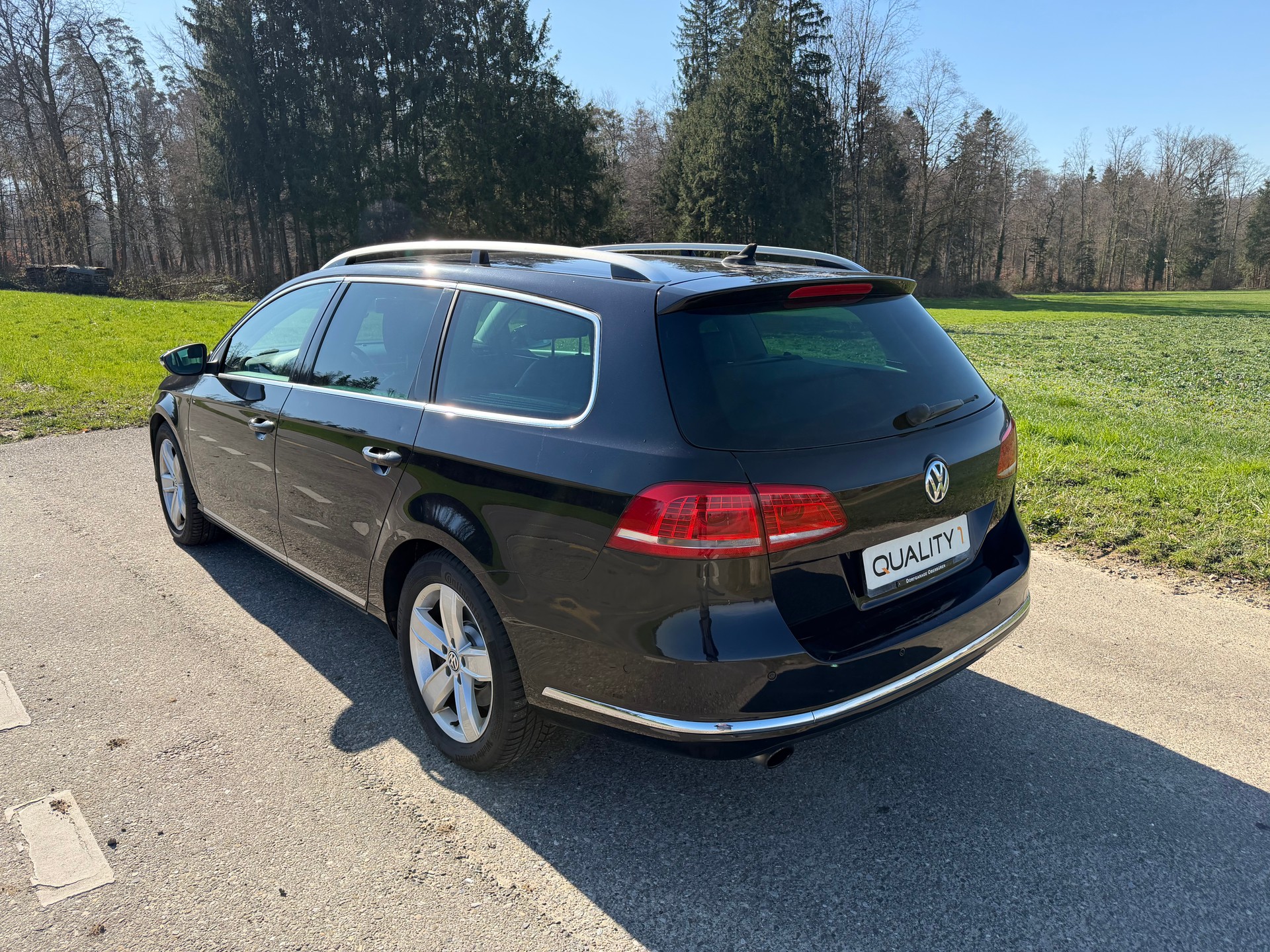 VW Passat Variant 3.6 FSI Highline 4Motion DSG-image-2