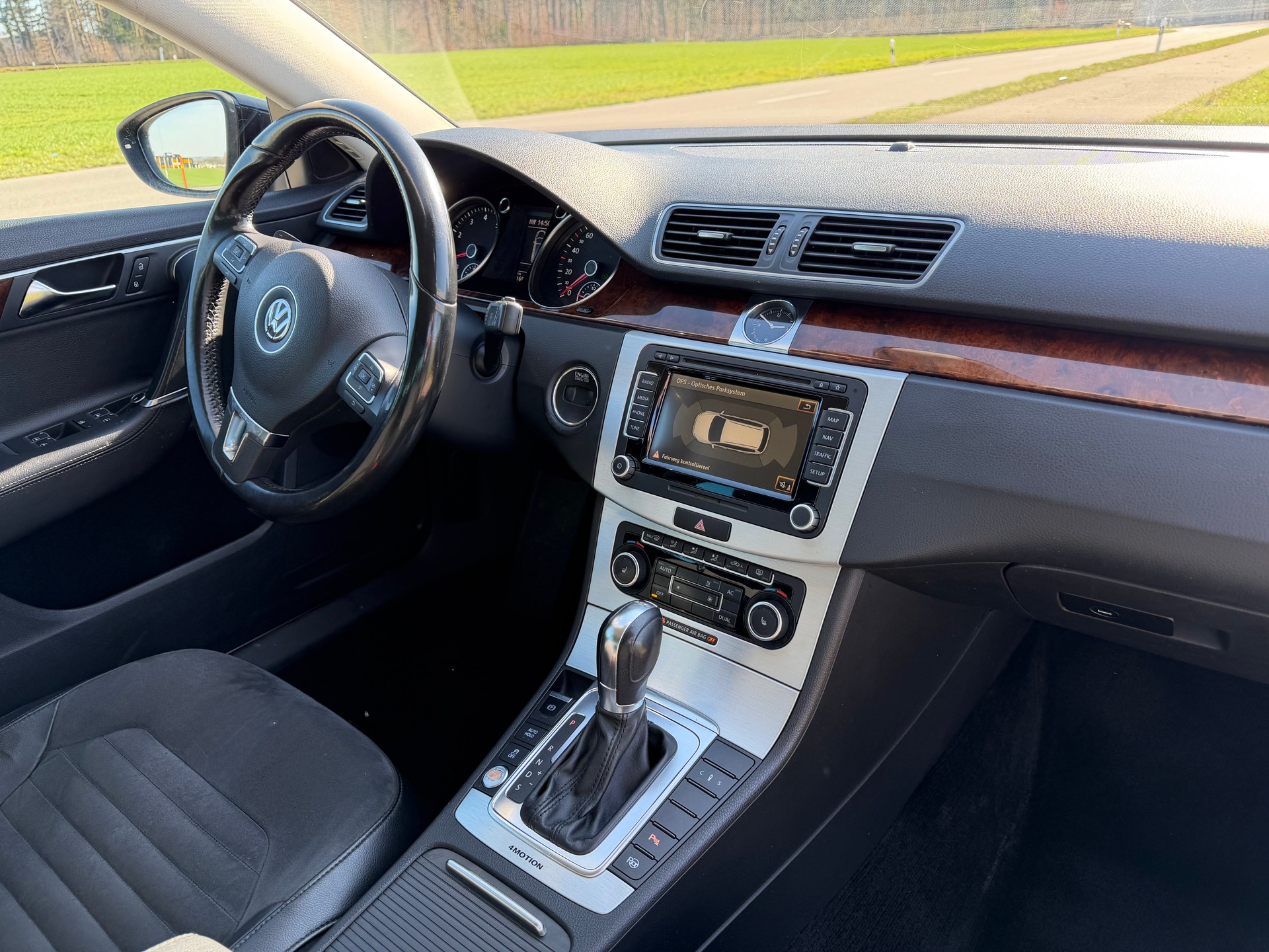 VW Passat Variant 3.6 FSI Highline 4Motion DSG-image-5