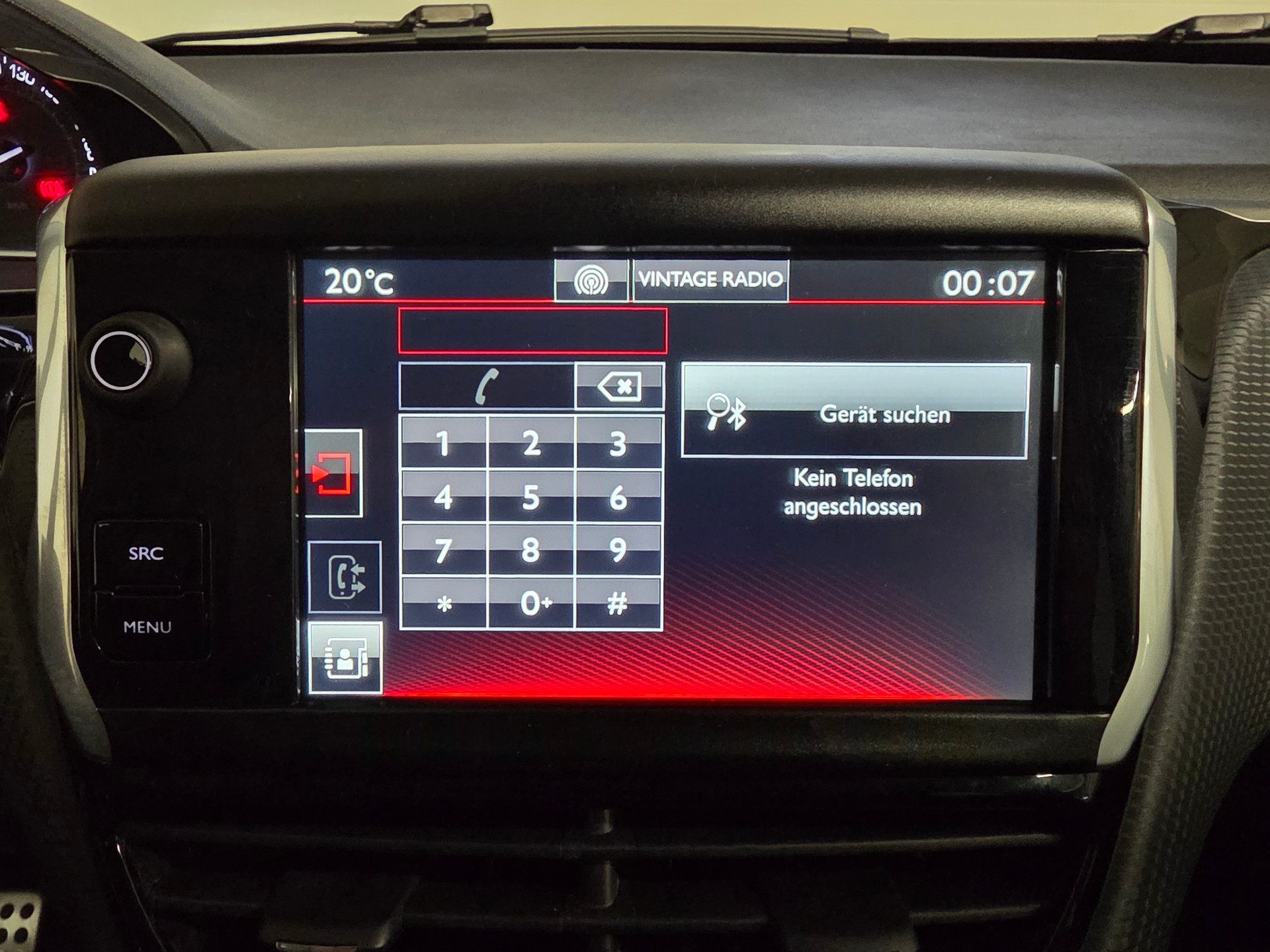 PEUGEOT 208 1.2 PureTech GT Line-image-8