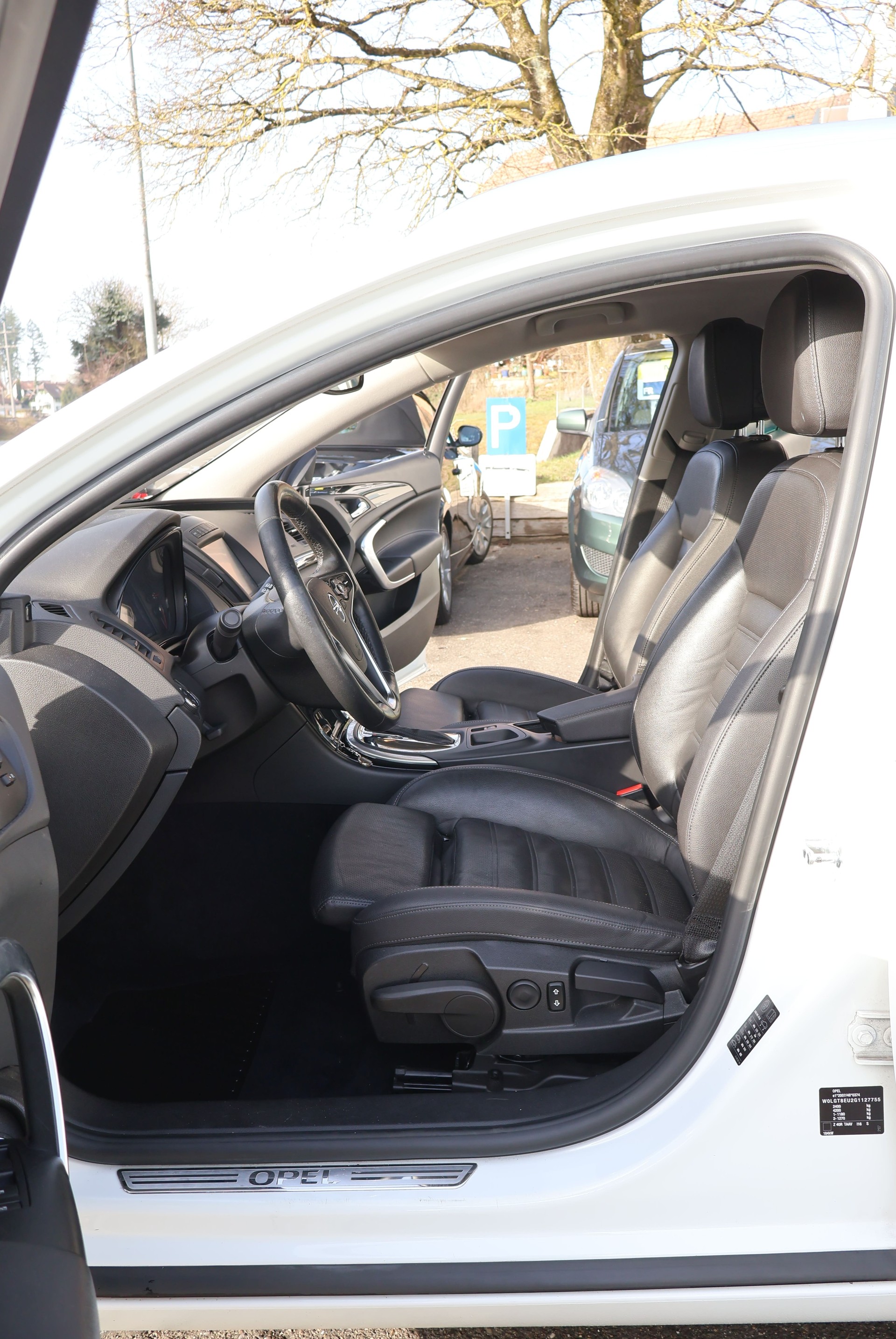 OPEL Insignia ST 2.0 Turbo Cosmo 4WD Aut.-image-9