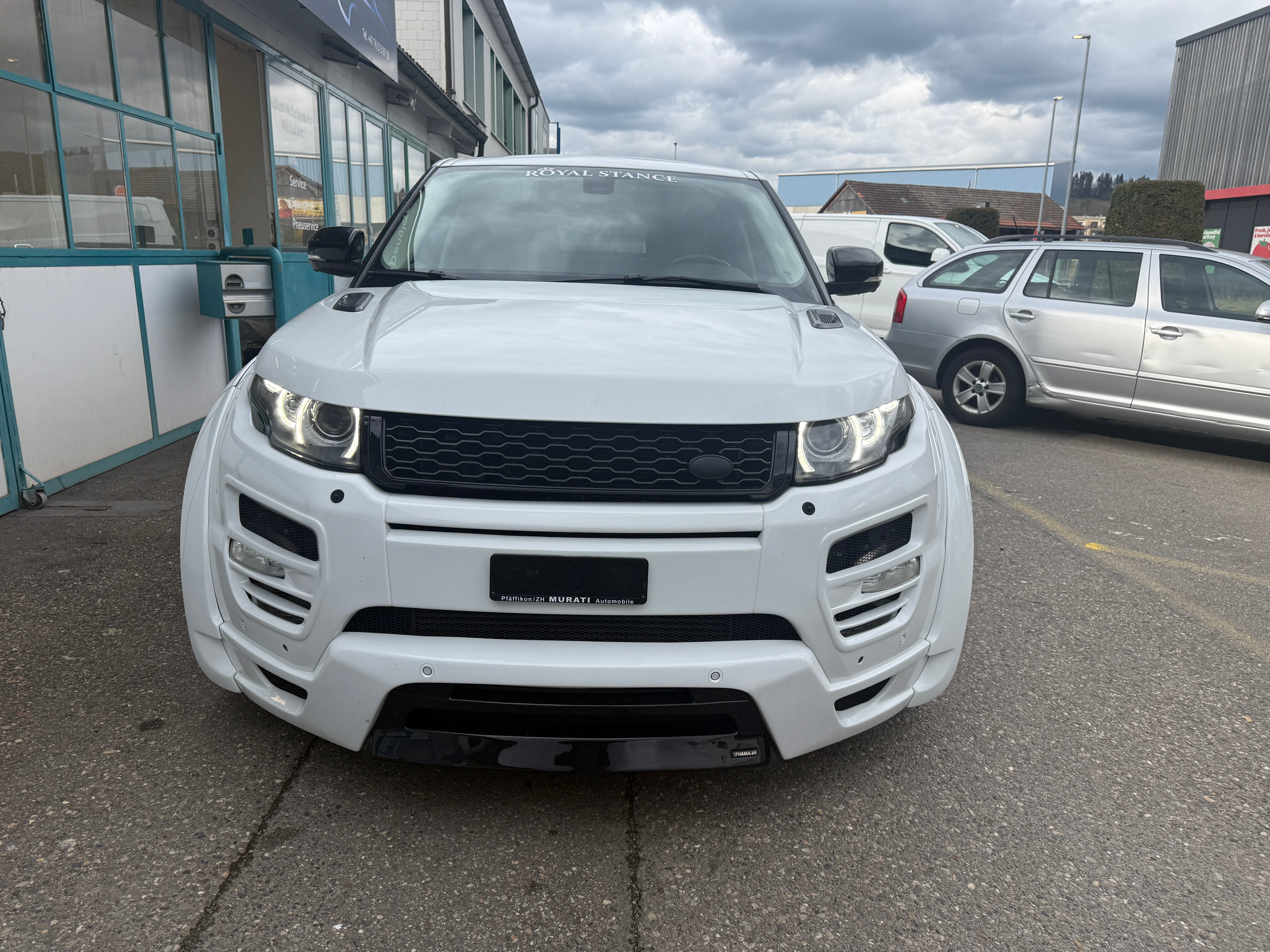 Car photo