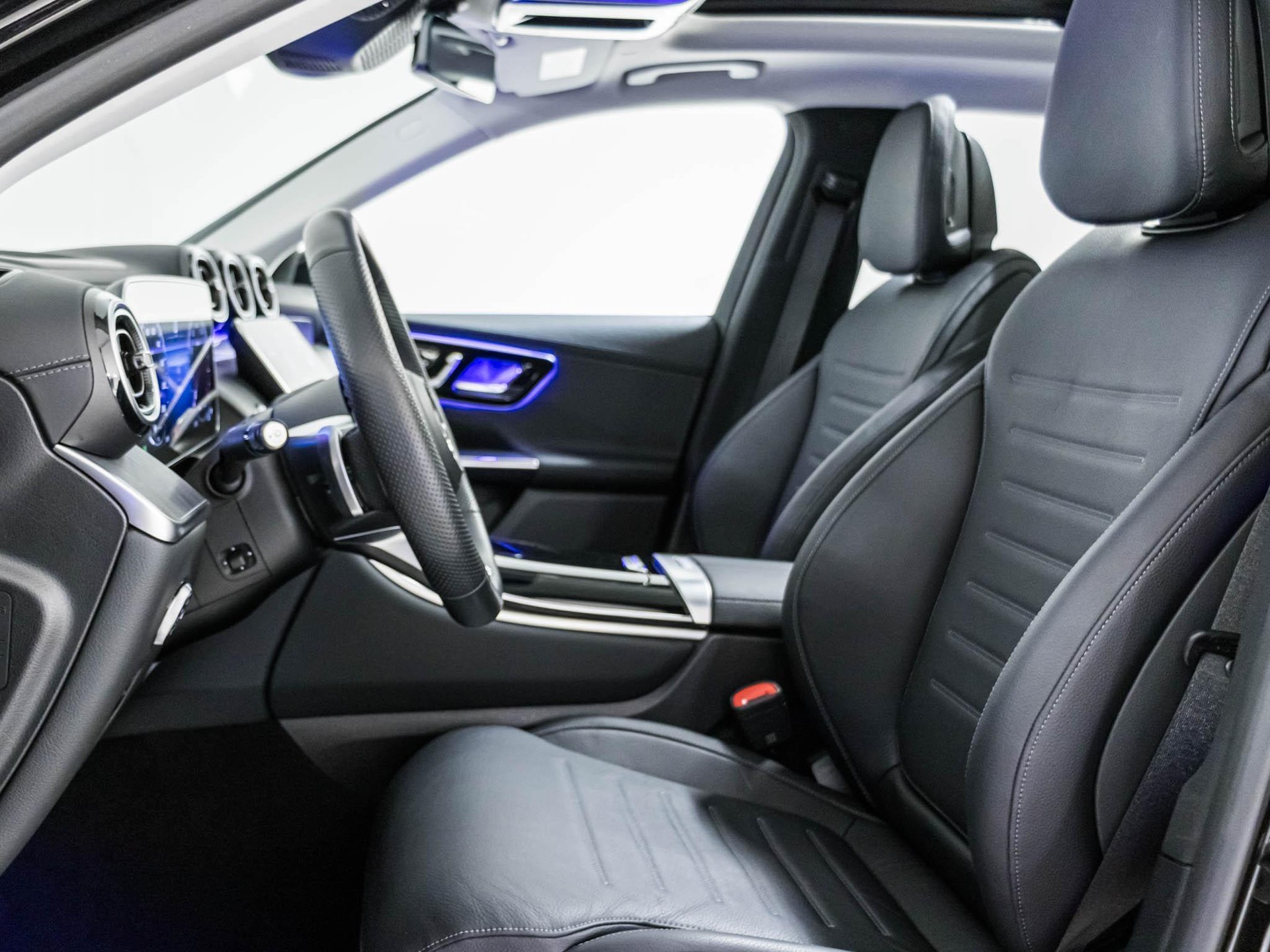 MERCEDES-BENZ GLC 300 4MATIC-image-6