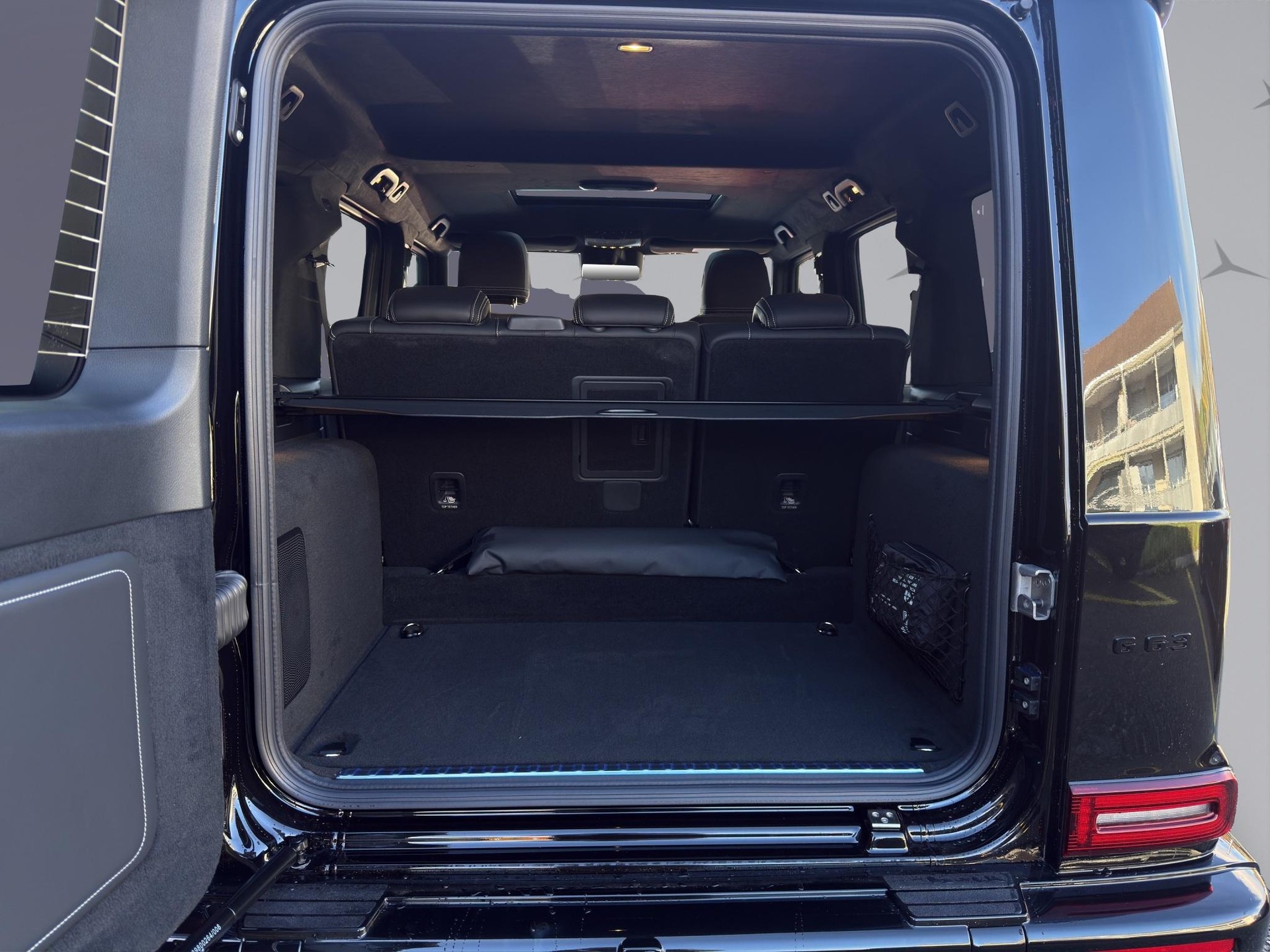 MERCEDES-BENZ G 63 AMG-image-17