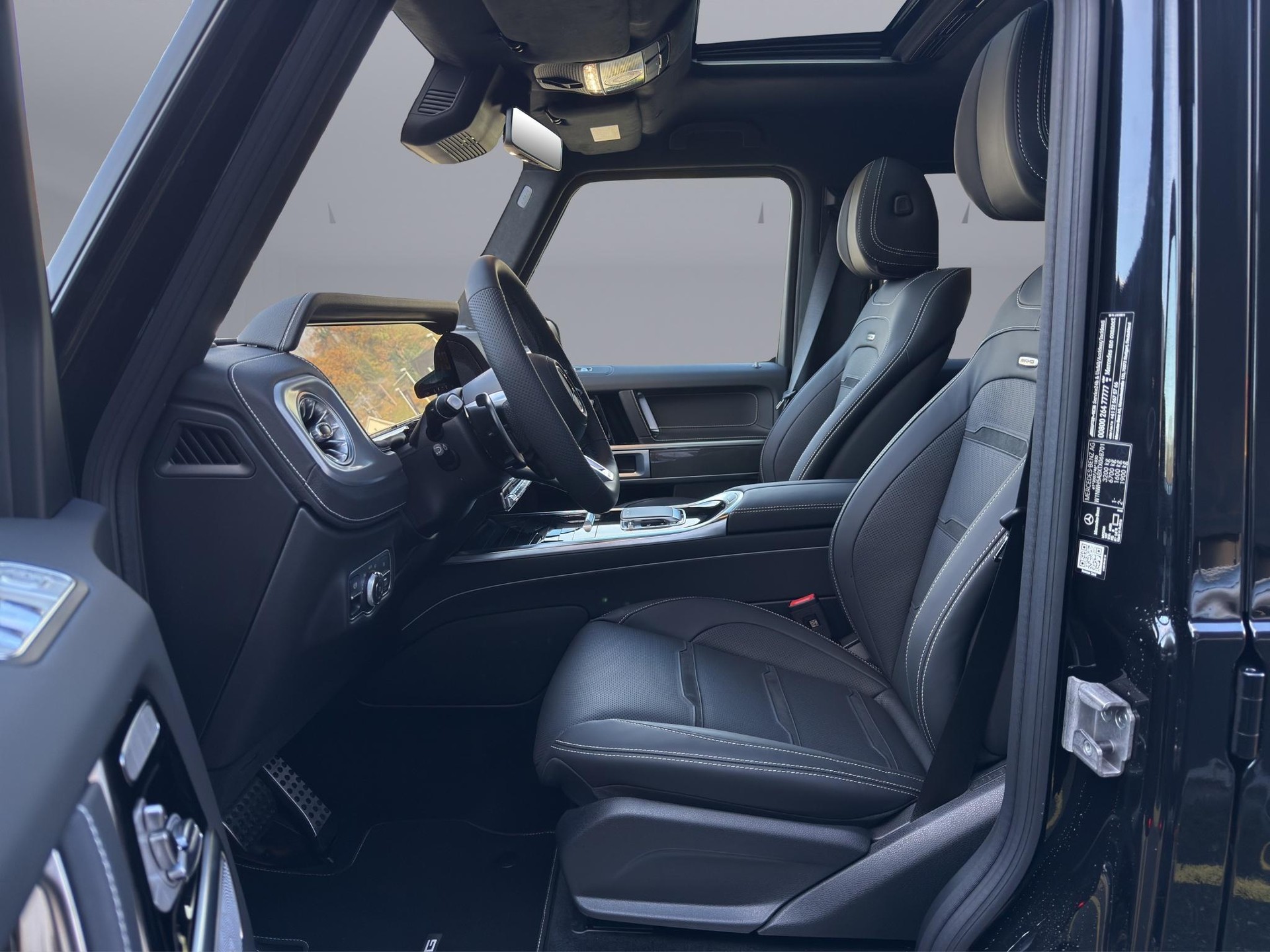 MERCEDES-BENZ G 63 AMG-image-9