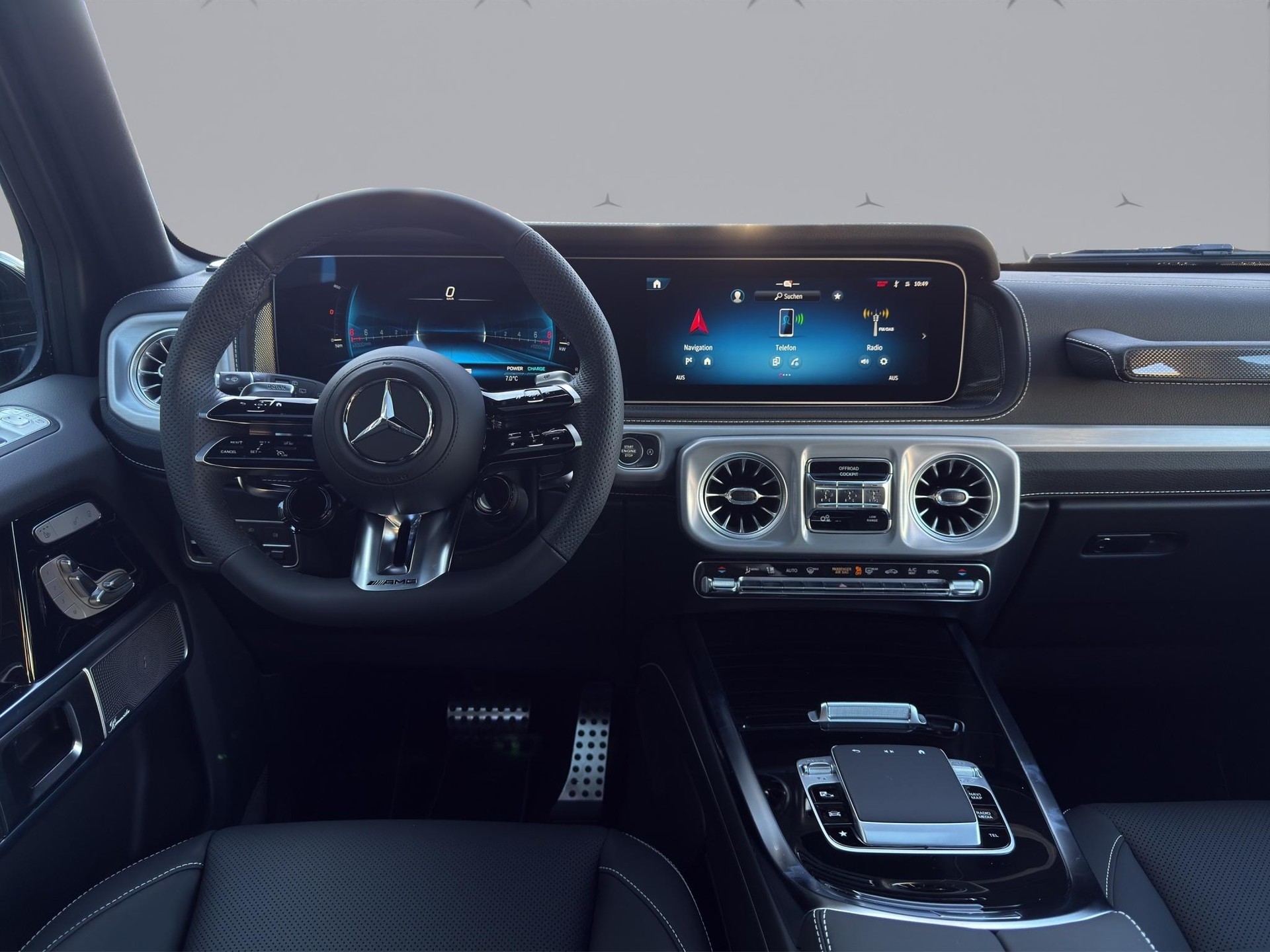 MERCEDES-BENZ G 63 AMG-image-13