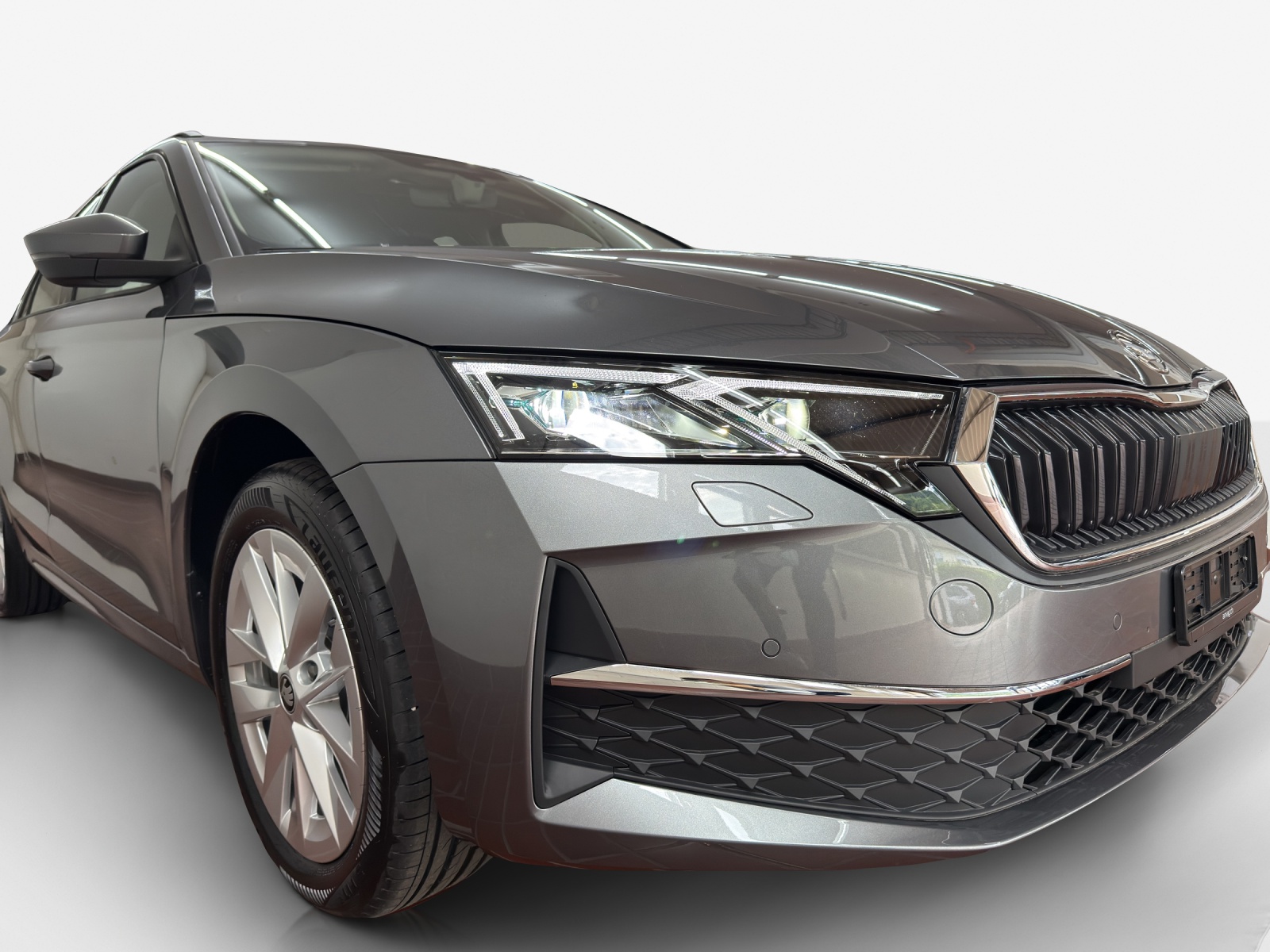 SKODA Octavia Combi 2.0 TSI DSG Selection 4x4-image-15