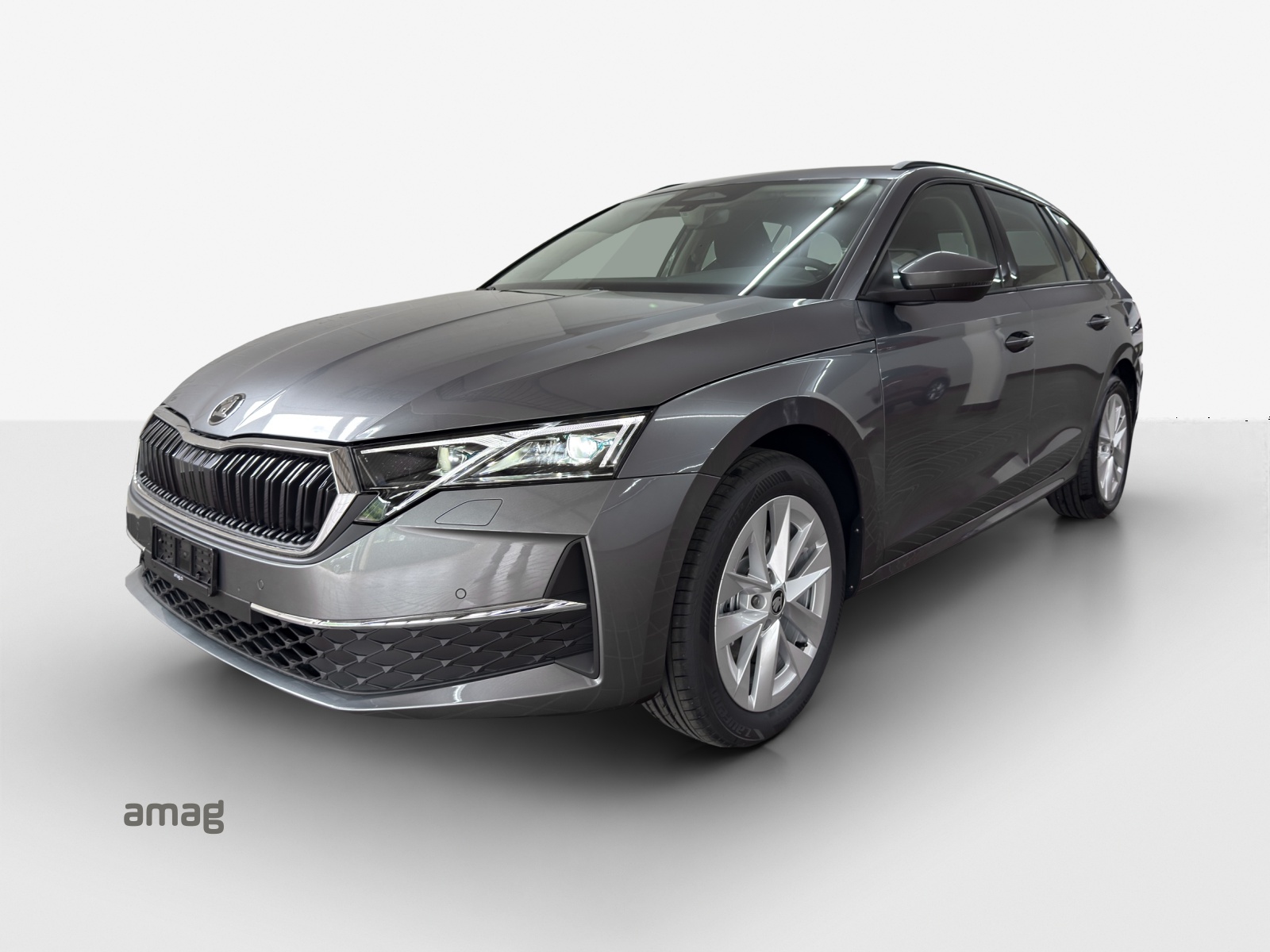 SKODA Octavia Combi 2.0 TSI DSG Selection 4x4-image-0