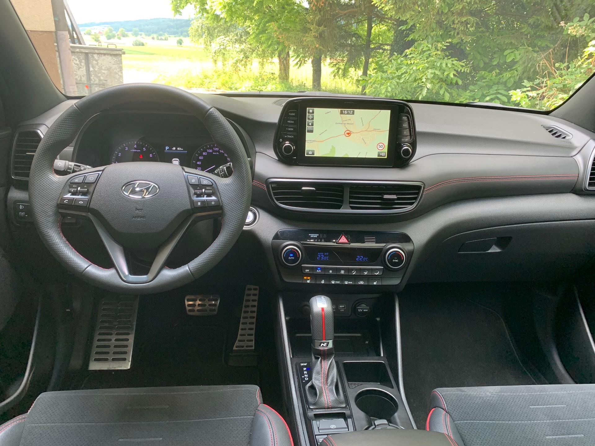 HYUNDAI Tucson 1.6 TGDI N-Line 4WD DCT Gepflegtes CH-Fahrzeug mit 8x Aluräder-image-6