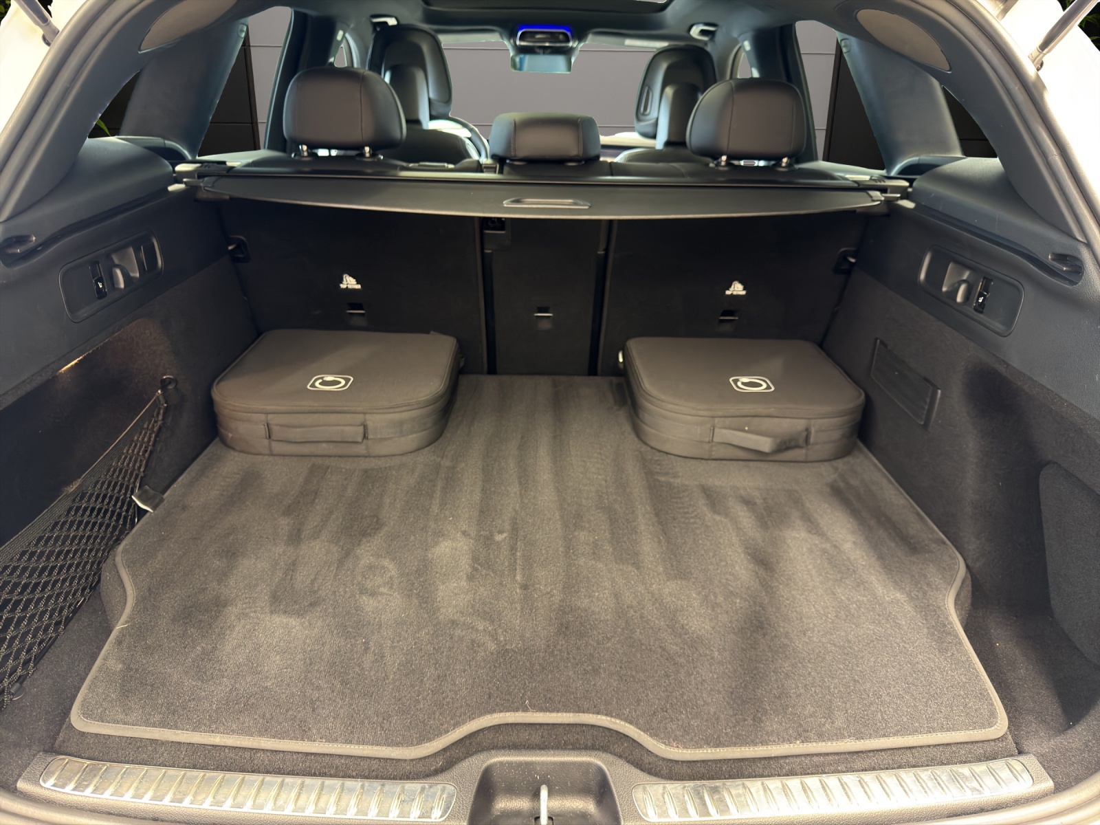 Image MERCEDES-BENZ GLC-300 GLC 300 e AMG Line Plus 4Matic 9G-Tronic