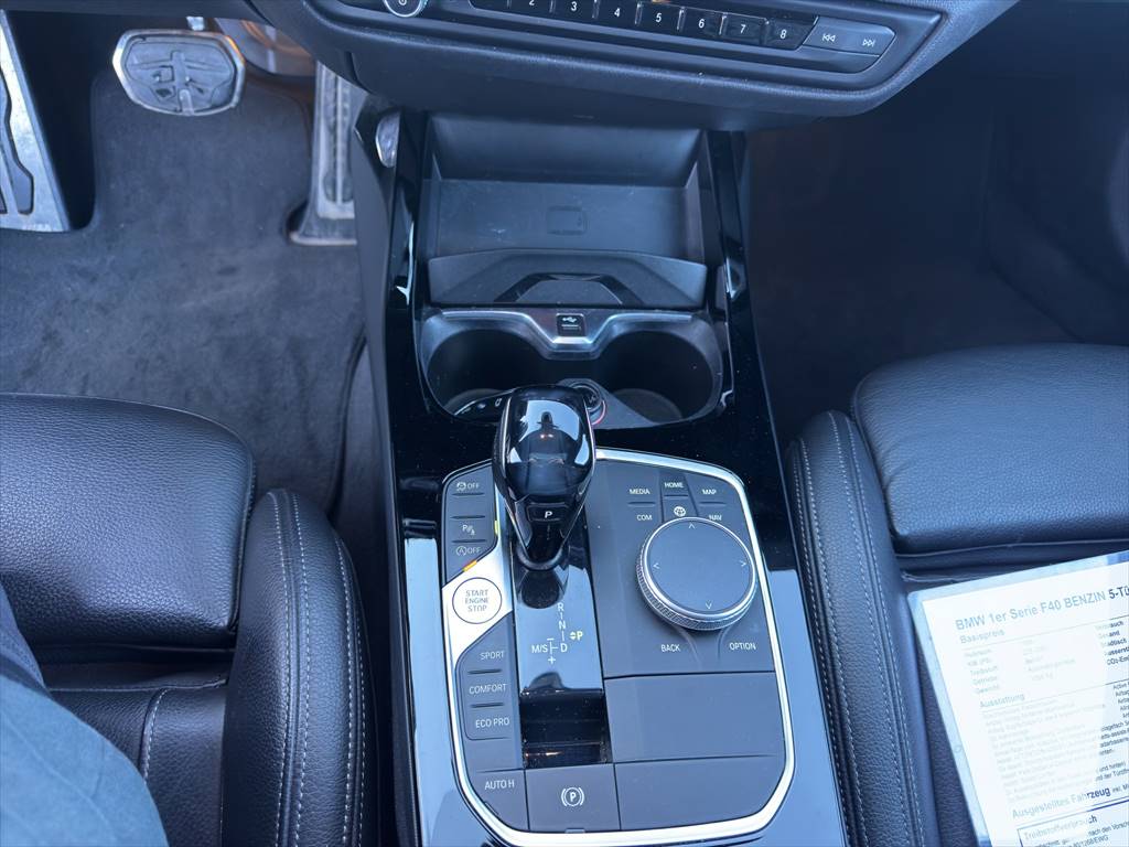 BMW M135i xDrive-image-14