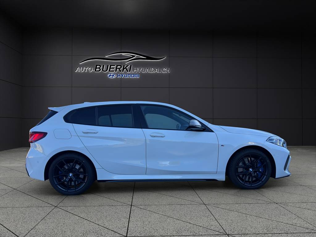BMW M135i xDrive-image-7