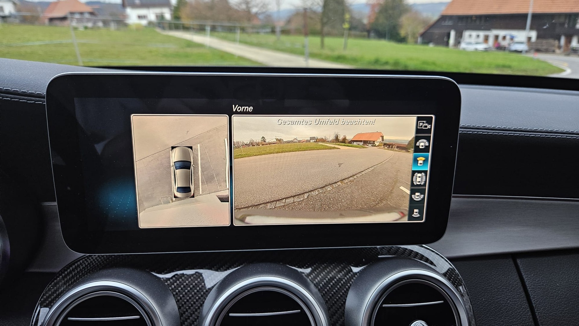 MERCEDES-BENZ C 200 Swiss Star AMG Line 4Matic 9G-Tronic-image-9