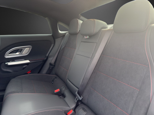 MERCEDES-BENZ CLA 250+ 85 kWh EQ-image-10