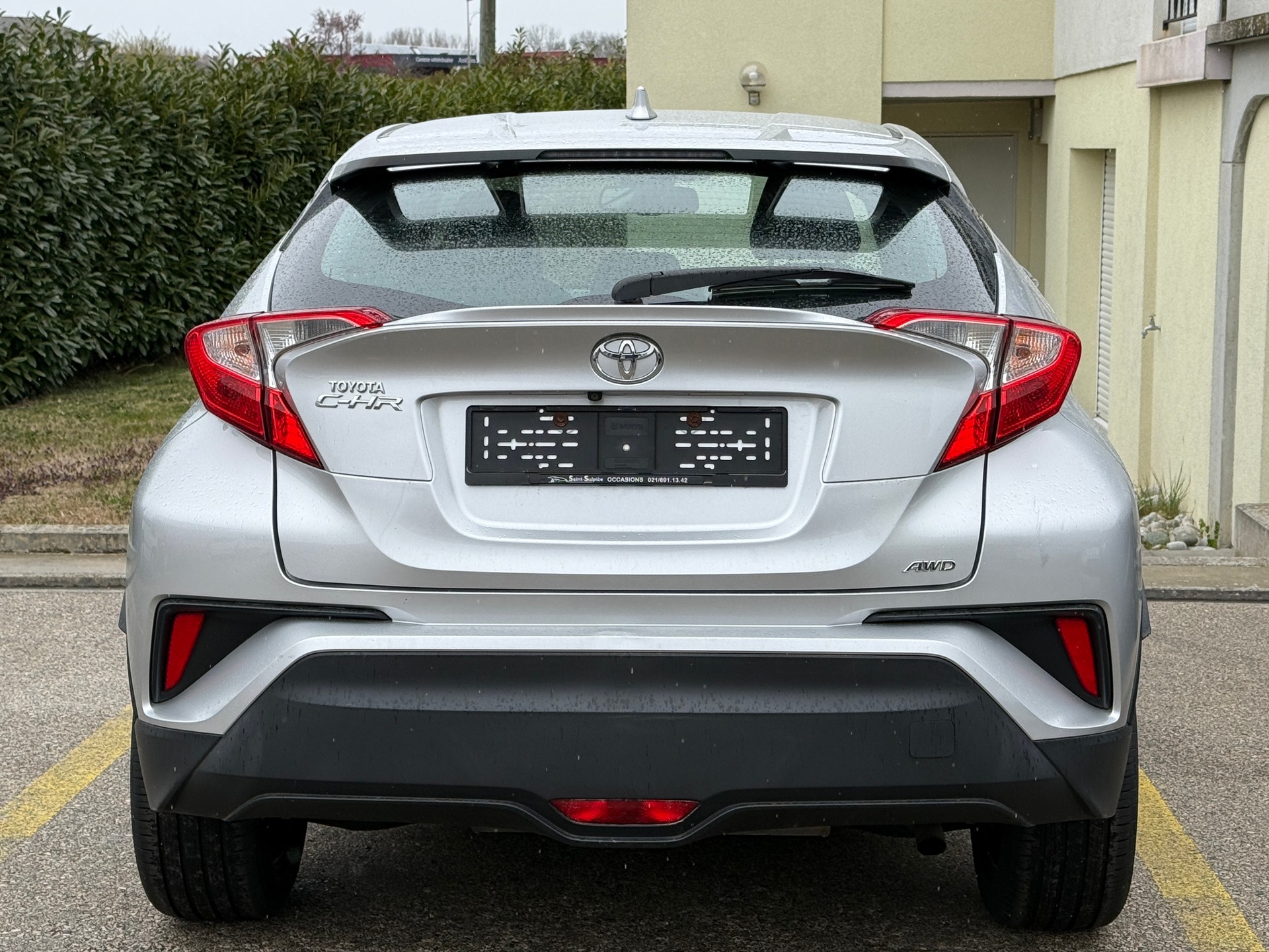 TOYOTA C-HR 1.2 Turbo Comfort 4WD Multidrive S - 1ère Main - Nouvelle Expertise : 24.02.2026 - Service fait à 95‘523 km-image-3