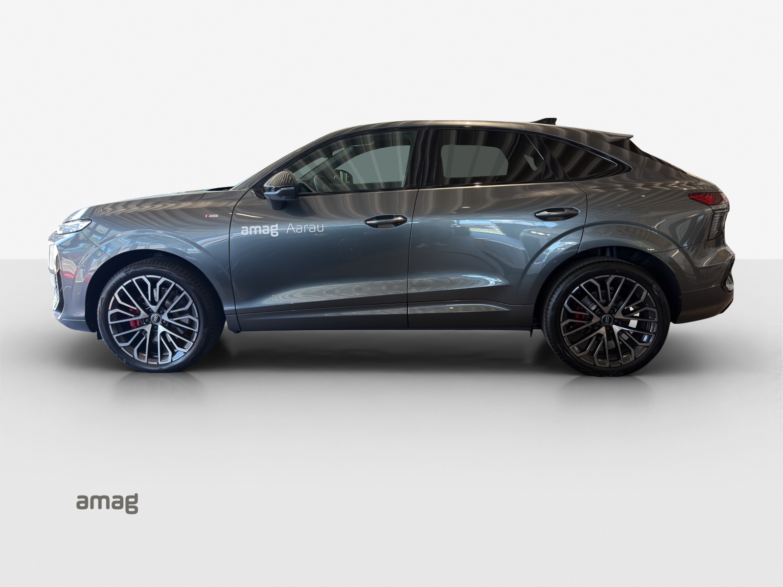 AUDI Q3 Sportback TFSI quattro 195 kW S tronic-image-1