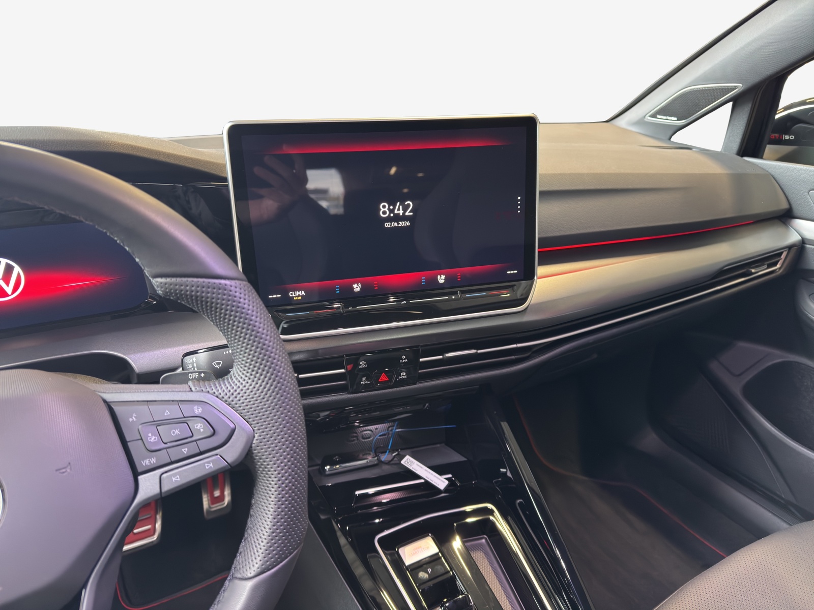 VW Golf 2.0 TSI GTI Edition 50 DSG-image-10