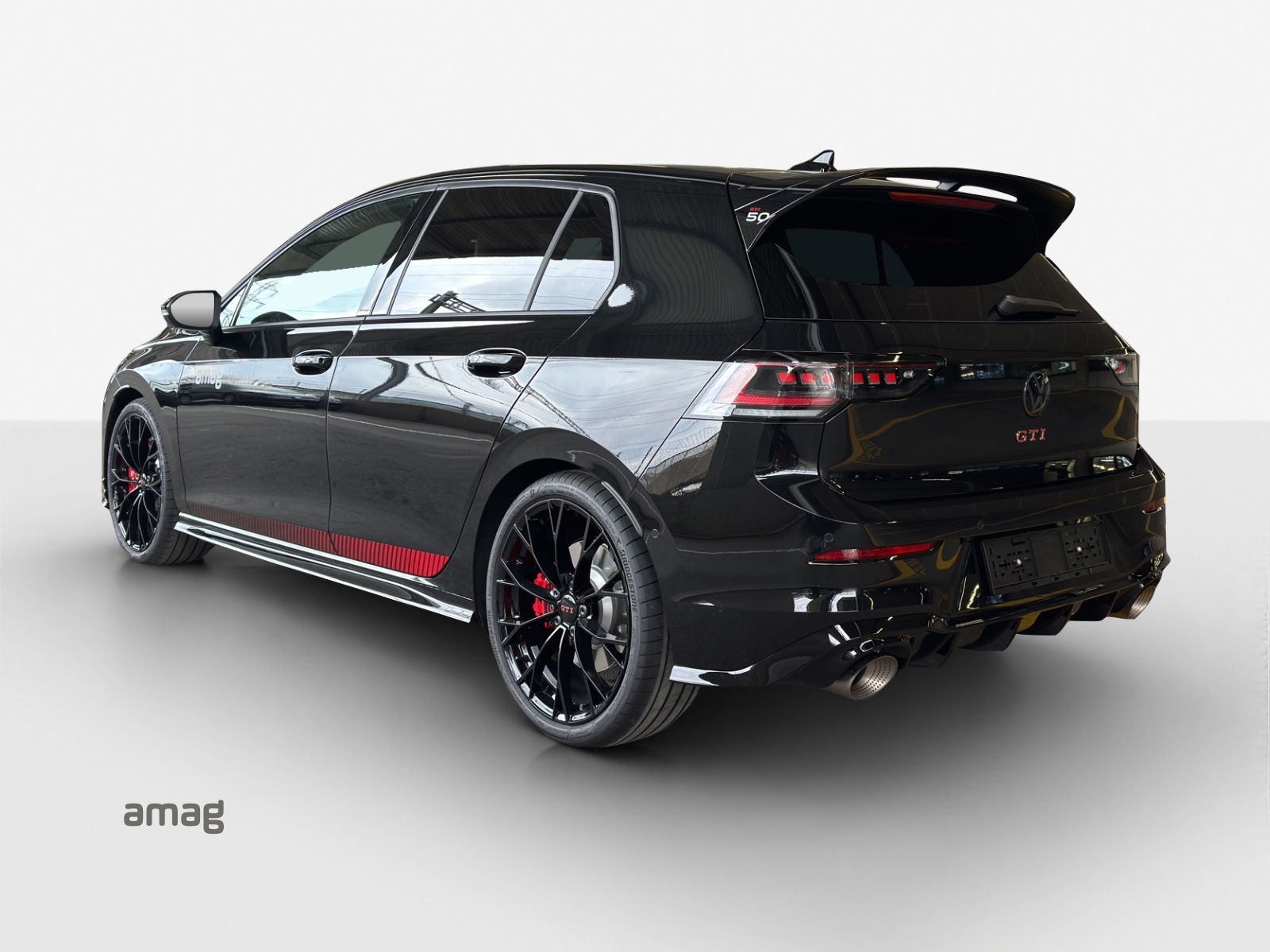 VW Golf 2.0 TSI GTI Edition 50 DSG-image-2