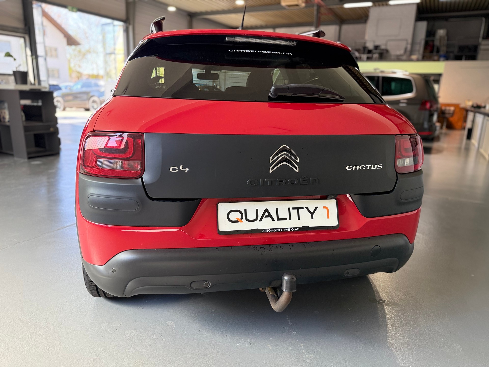 CITROEN C4 Cactus 1.2 e-THP Shine-image-5