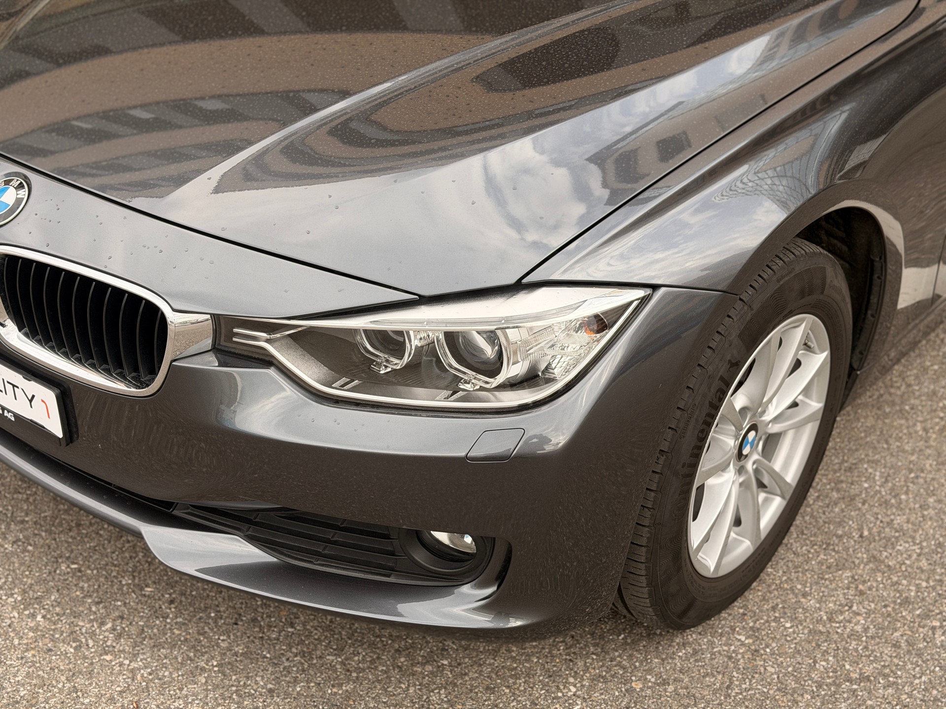 BMW 320d xDrive Touring Steptronic-image-9