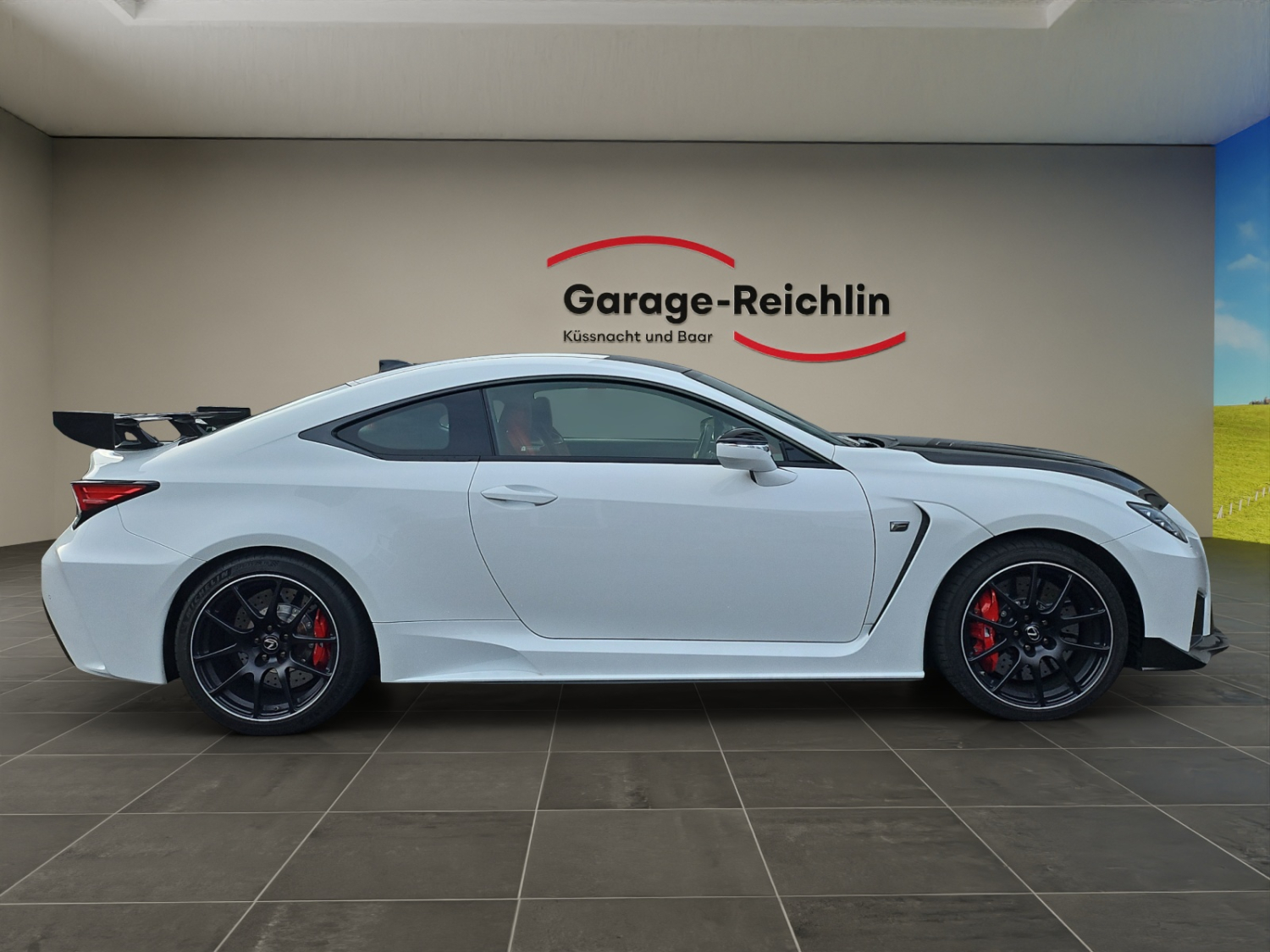 LEXUS RC F 5.0 V8 Track Edition-image-5