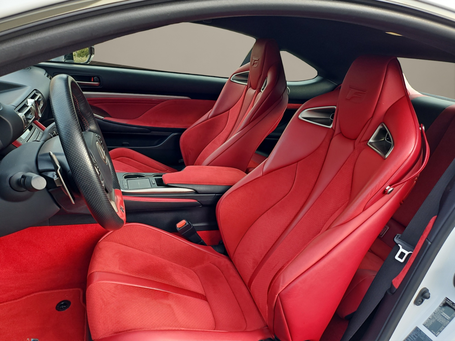 LEXUS RC F 5.0 V8 Track Edition-image-8
