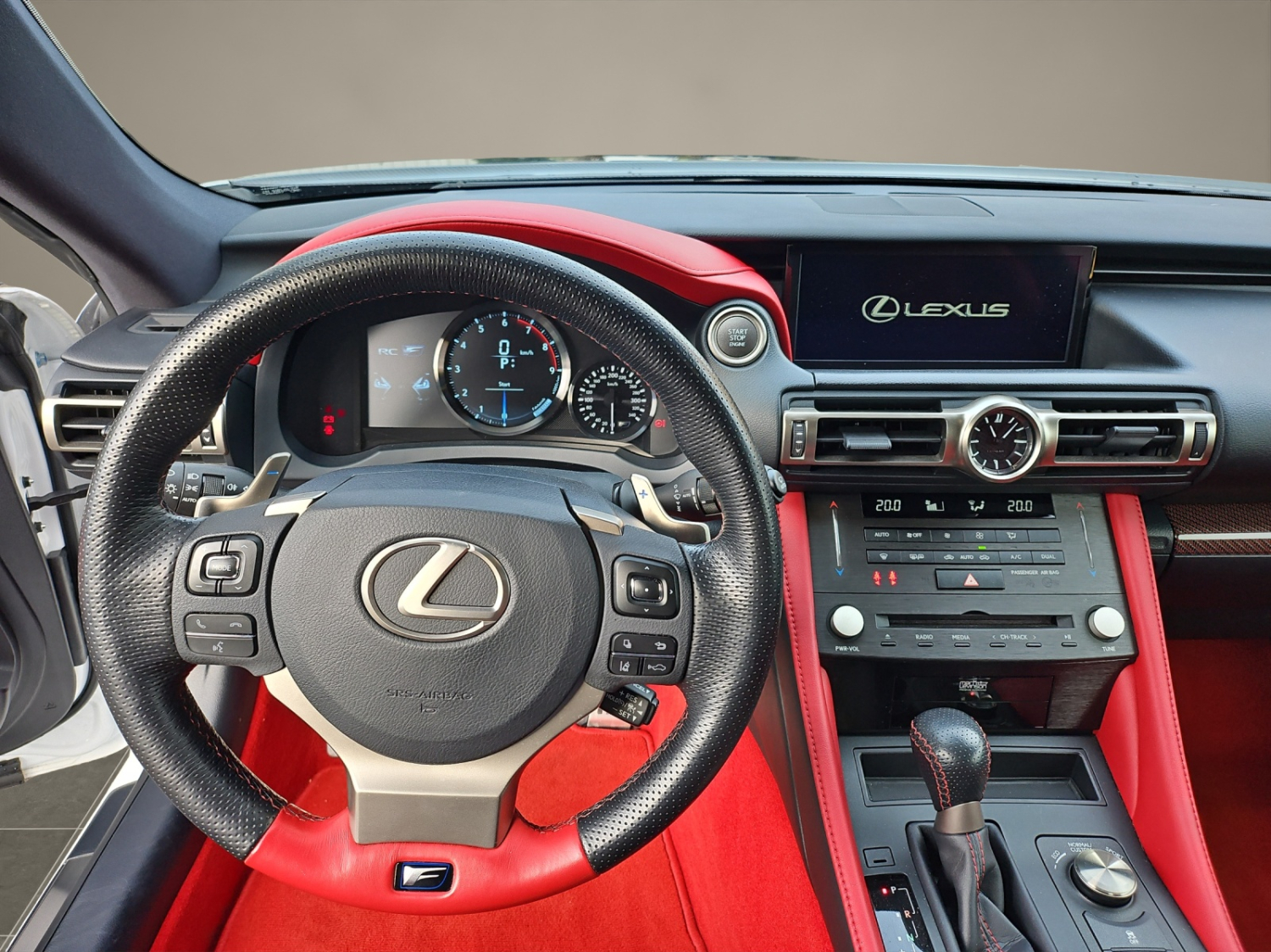 LEXUS RC F 5.0 V8 Track Edition-image-10