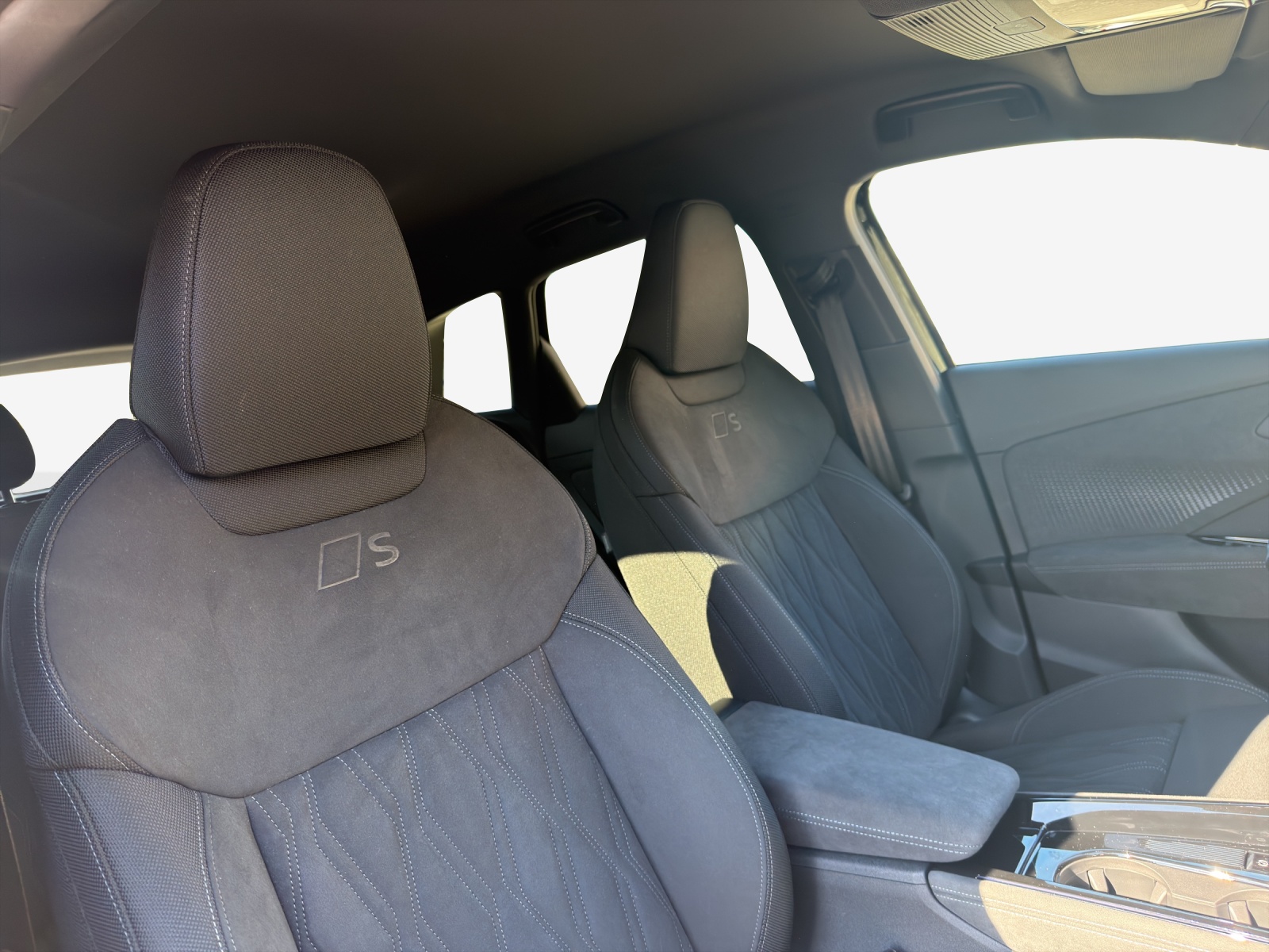 AUDI Q3 SUV 110 kW TFSI S tronic-image-14