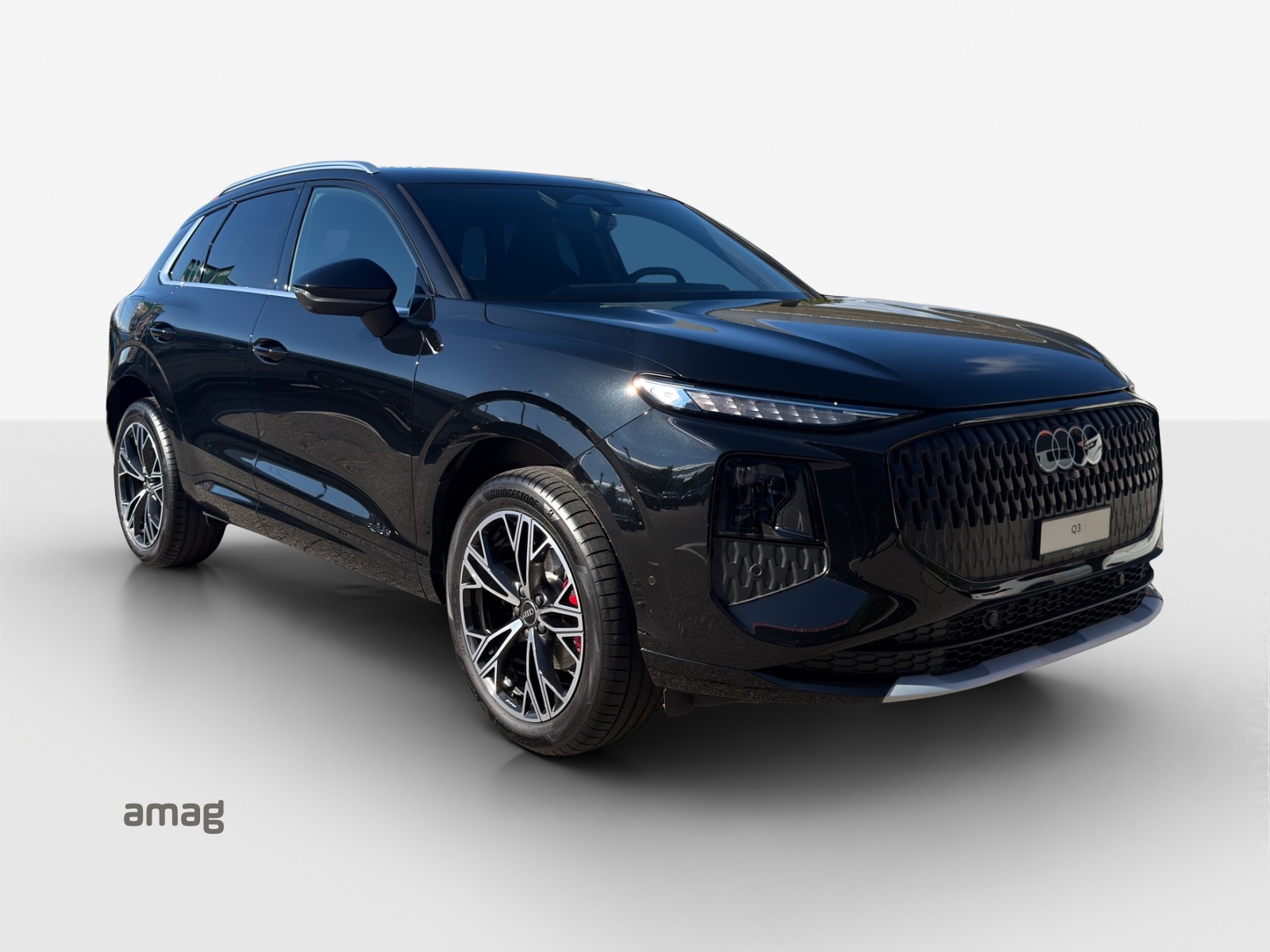 AUDI Q3 SUV 110 kW TFSI S tronic-image-5