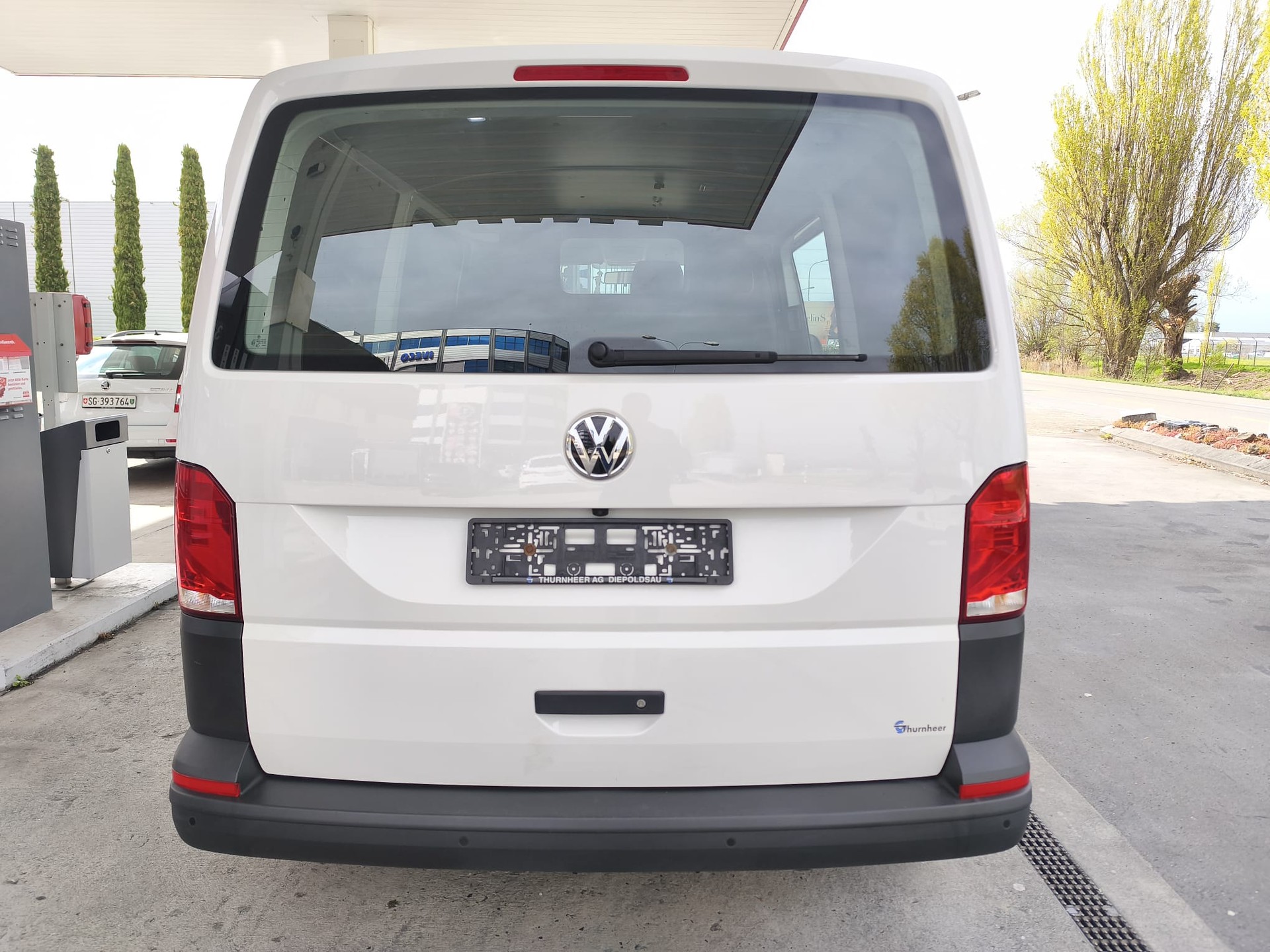 VW T6.1 2.0 TDI Envia Free 4Motion-image-8