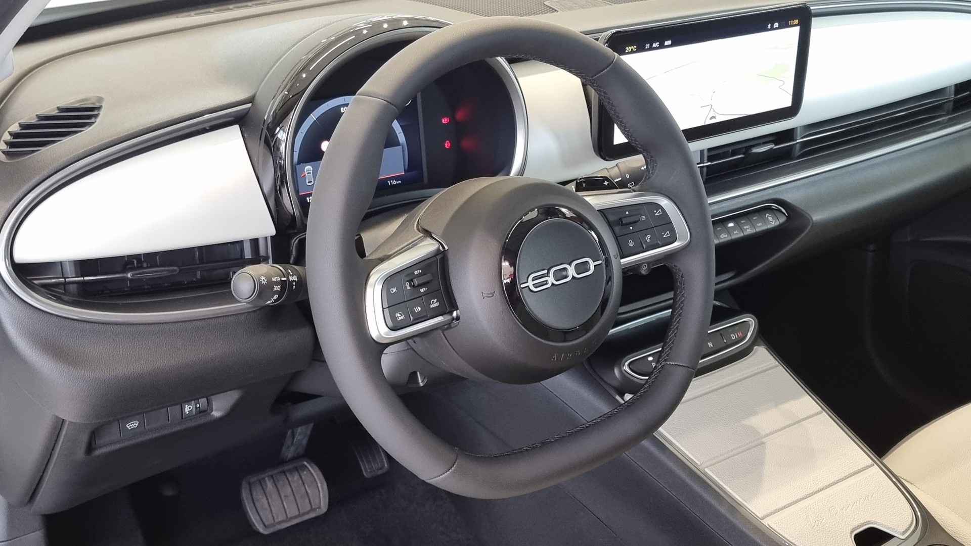 FIAT 600 1.2 Hybrid 145 La Prima-image-8