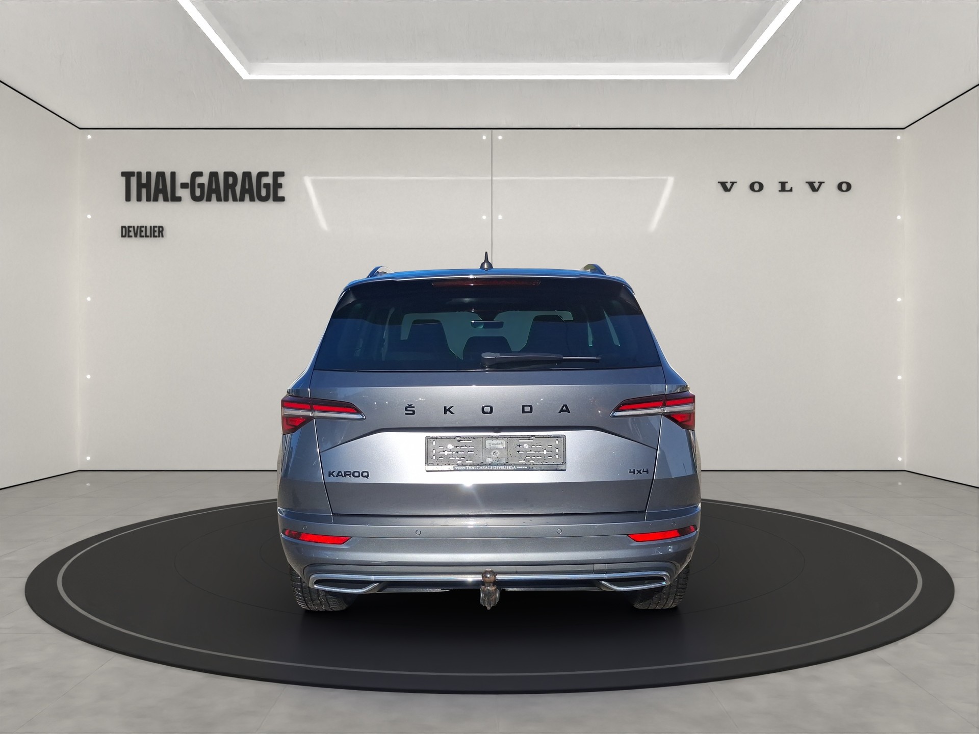 SKODA Karoq 2.0 TSI SportLine 4x4 DSG-image-3