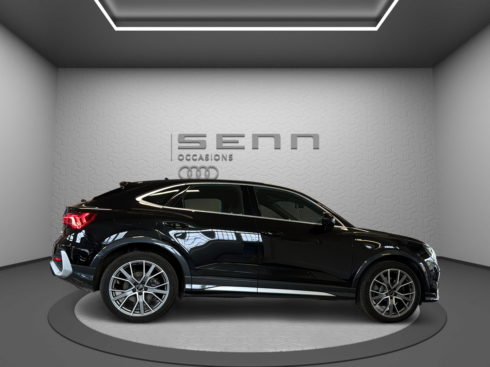 AUDI Q3 Sportback 40 TFSI S line quattro S-tronic-image-6