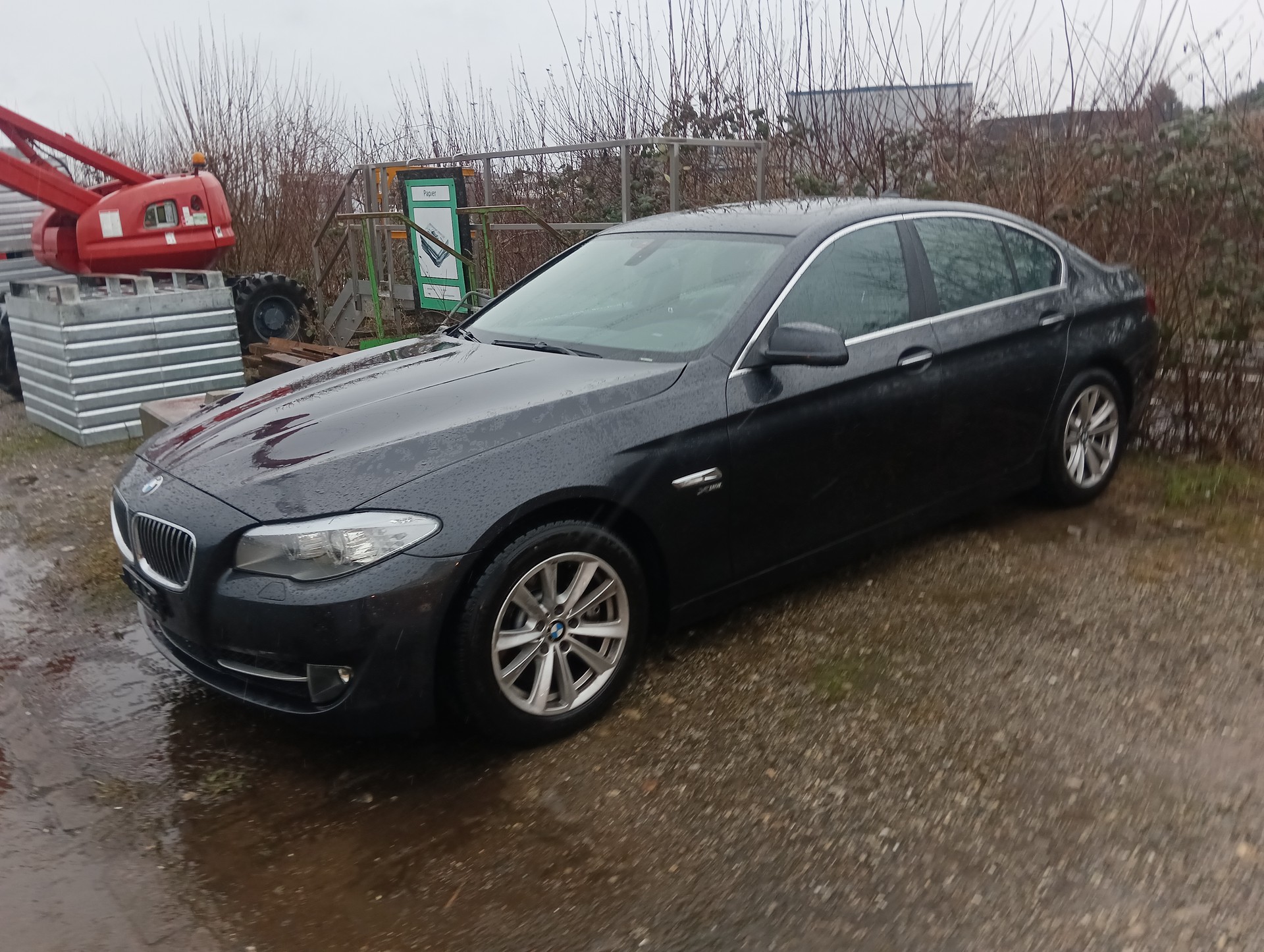 BMW 528i xDrive Steptronic-image-4
