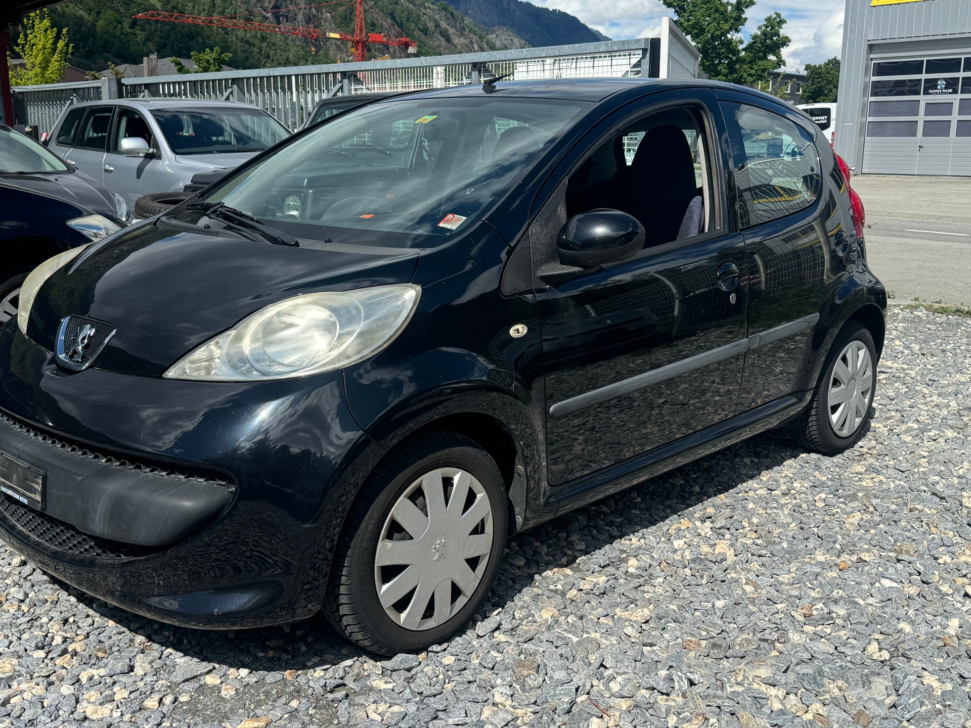 PEUGEOT 107 1.0 Black&Silver Edition 2-Tronic-image-1