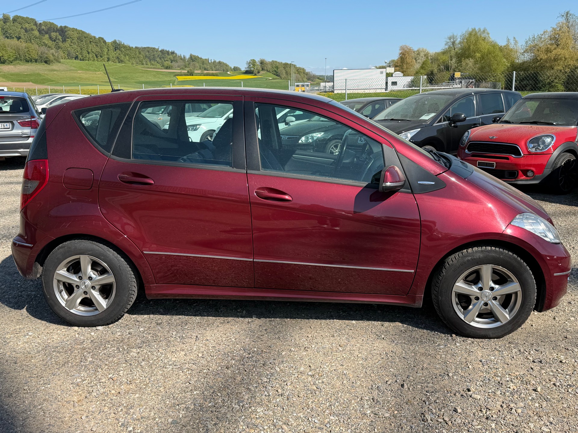 MERCEDES-BENZ A 180-image-8